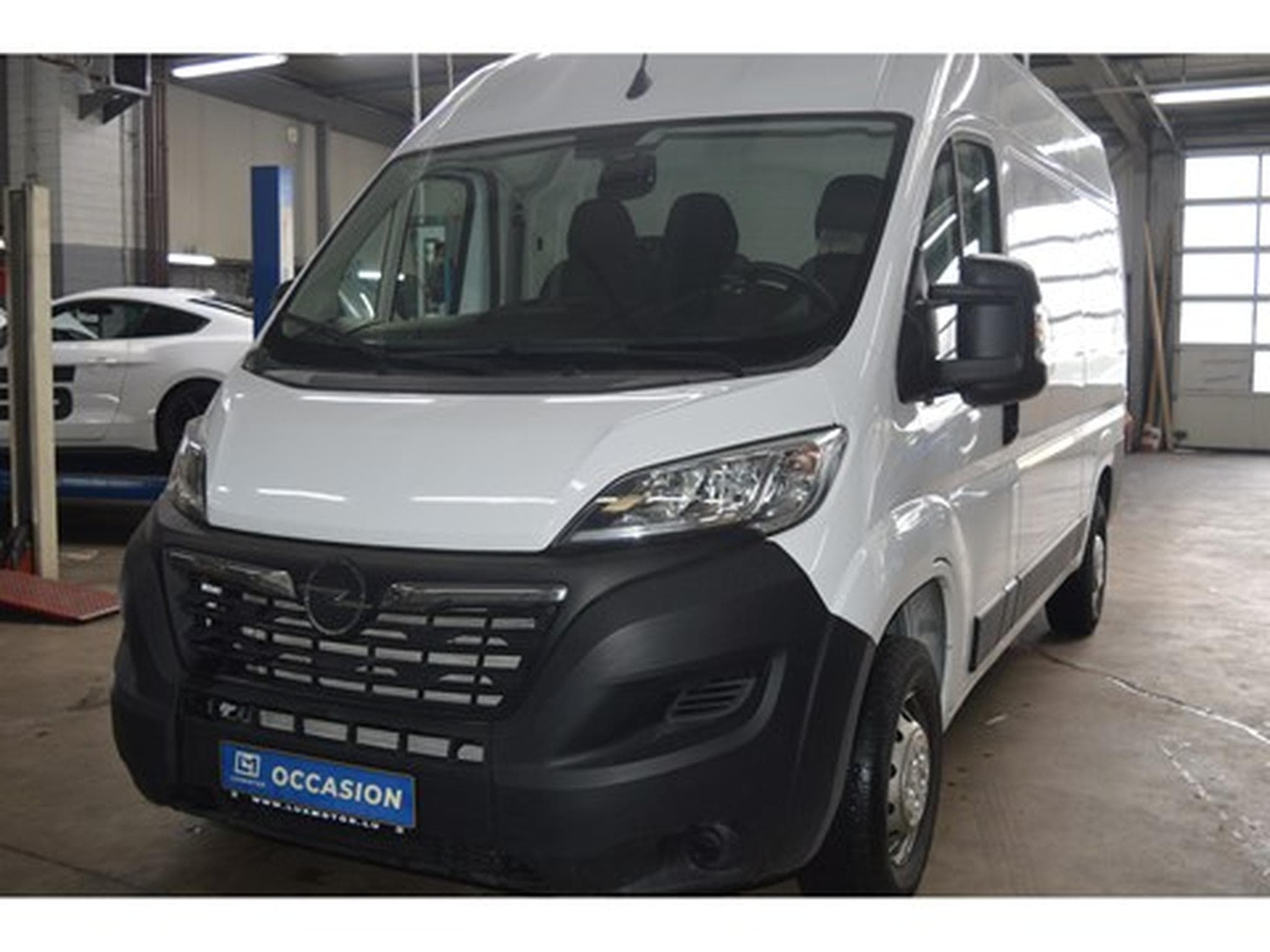Opel Movano 2.2Turbo 140cv M6 L2H2 (2023) - Photo 3