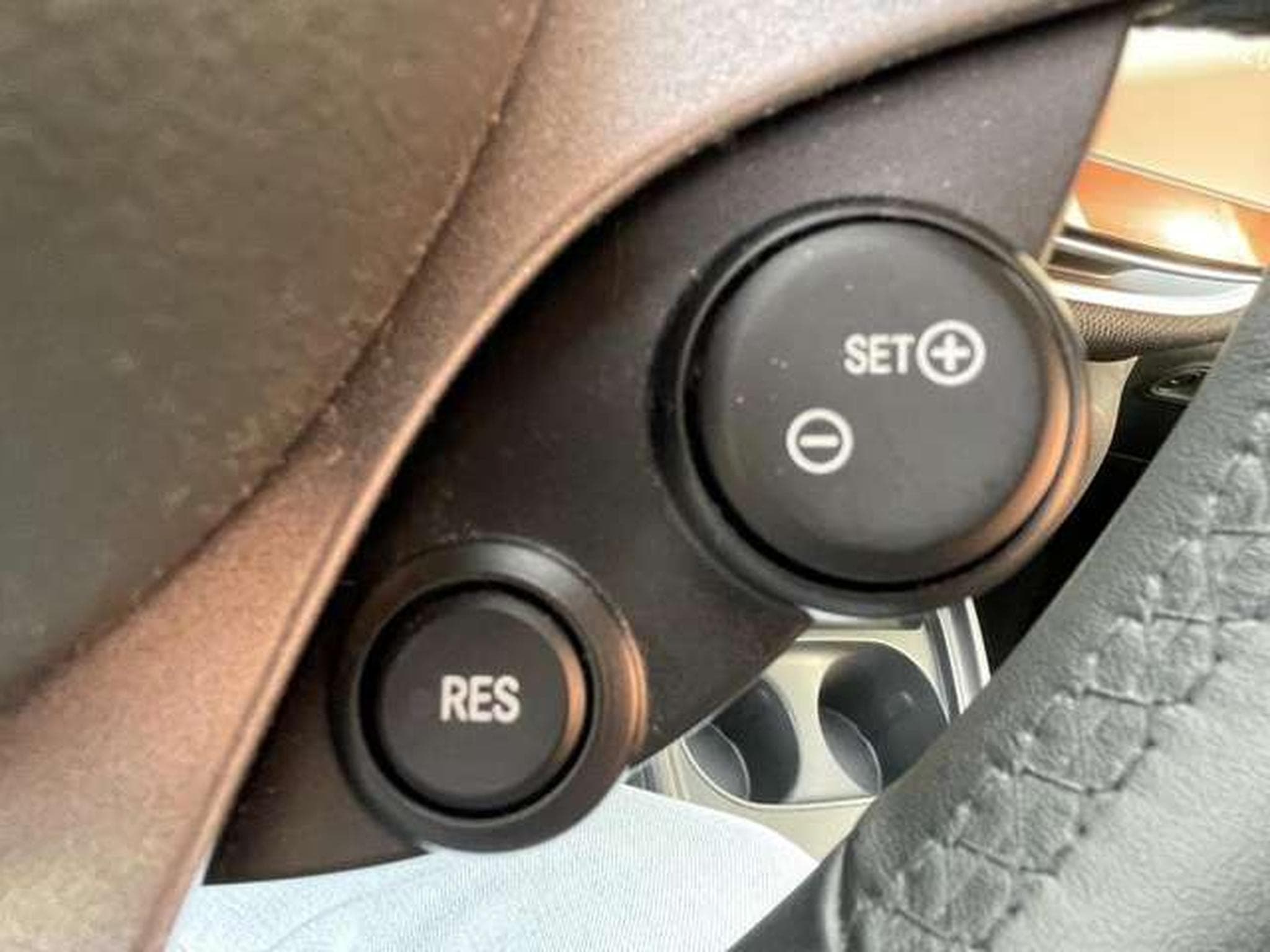 smart forFour PASSION 1.0 essence (2019) - Photo 22