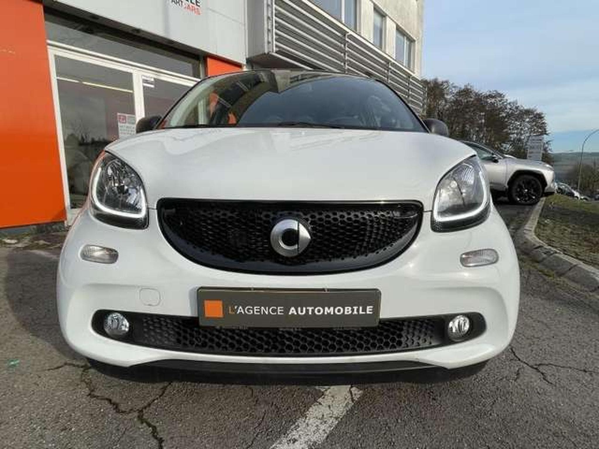 smart forFour PASSION 1.0 essence (2019) - Photo 5