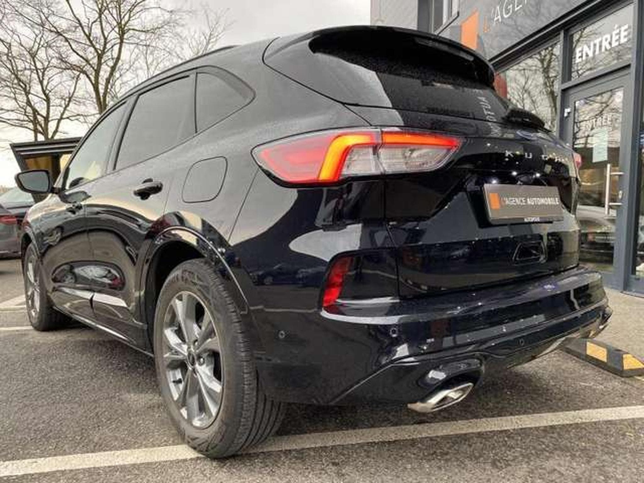 Ford Kuga 2.0 D EcoBlue ST Line -JUSQU'A 48 MOIS DE GARANTIE (2024) - Photo 8