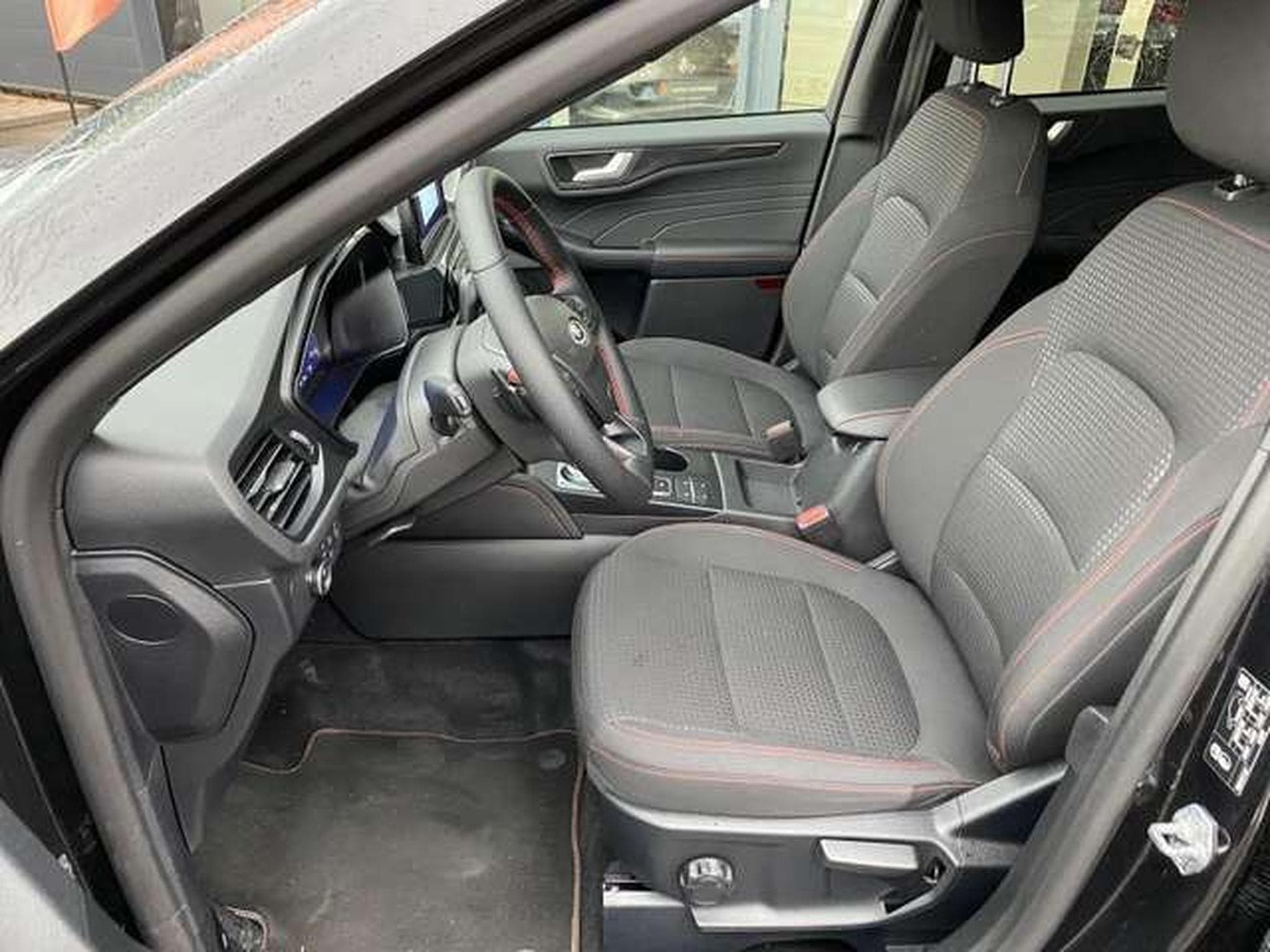 Ford Kuga 2.0 D EcoBlue ST Line -JUSQU'A 48 MOIS DE GARANTIE (2024) - Photo 9