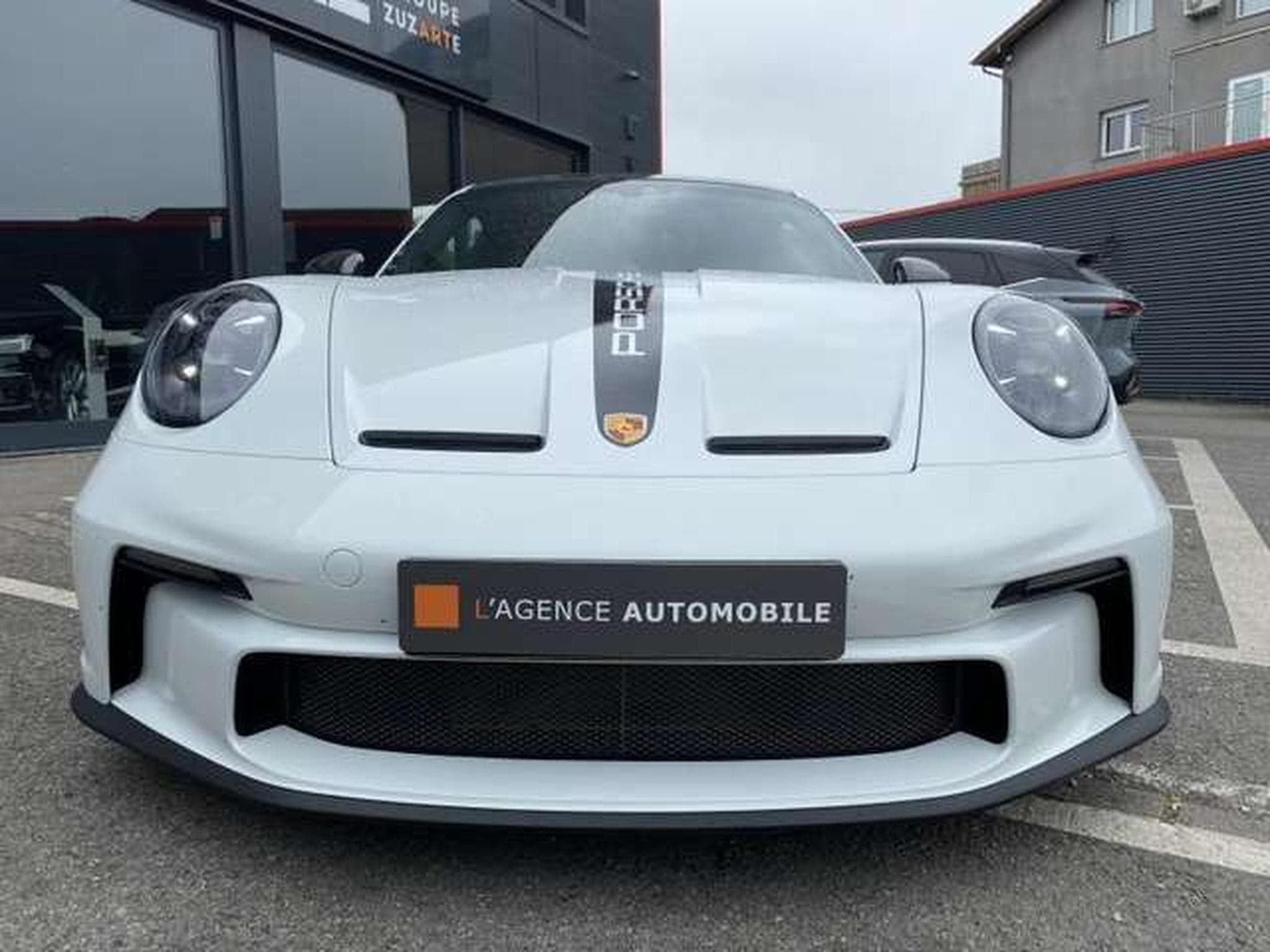 Porsche 911 GT3 Touring BM6 LIFT + 90L GAR (2023) - Photo 3