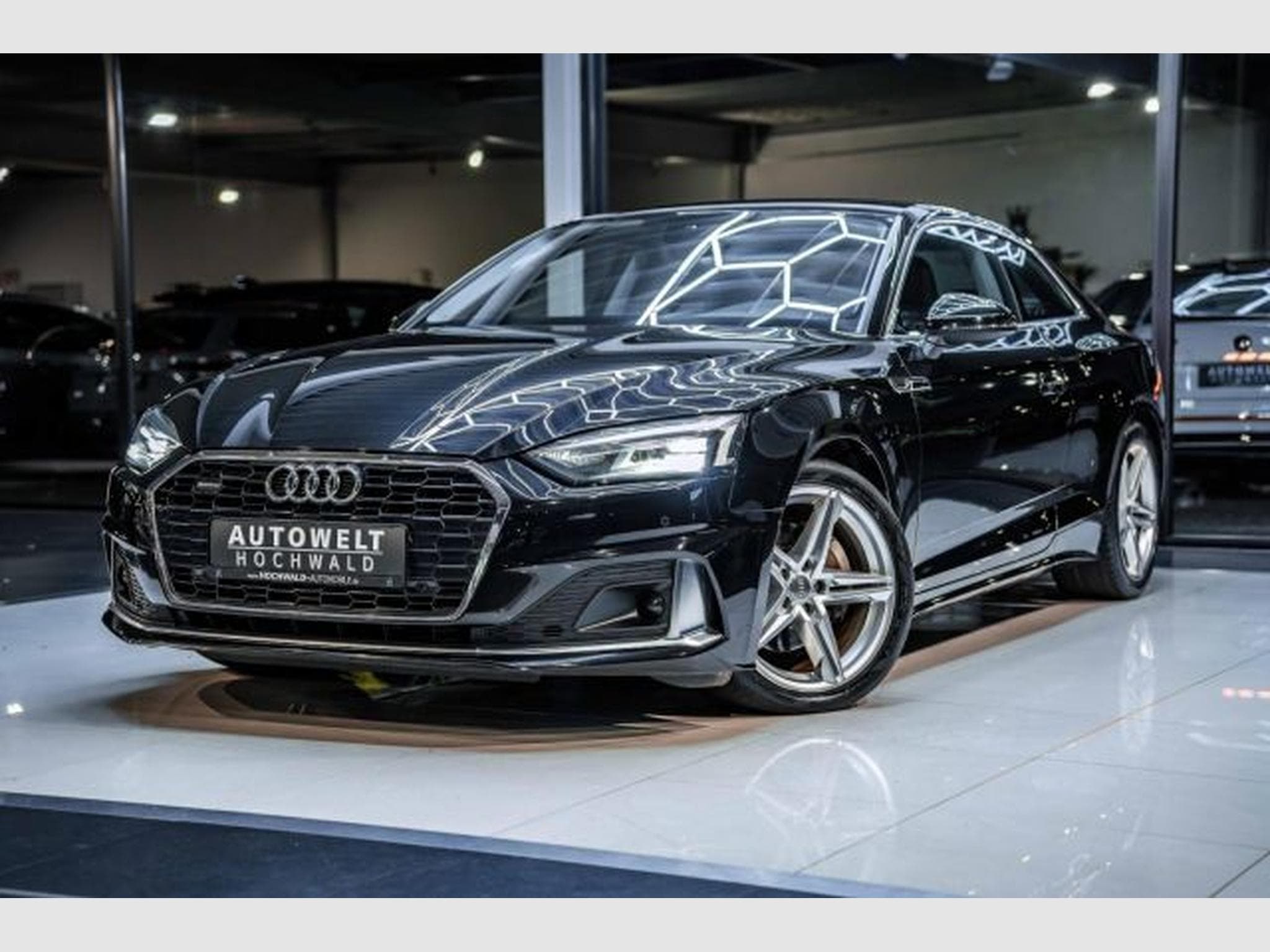 Audi A5 A5 Coupe 40 TDI S-tronic quattro NAVI LED RFK (2020) - Photo 2
