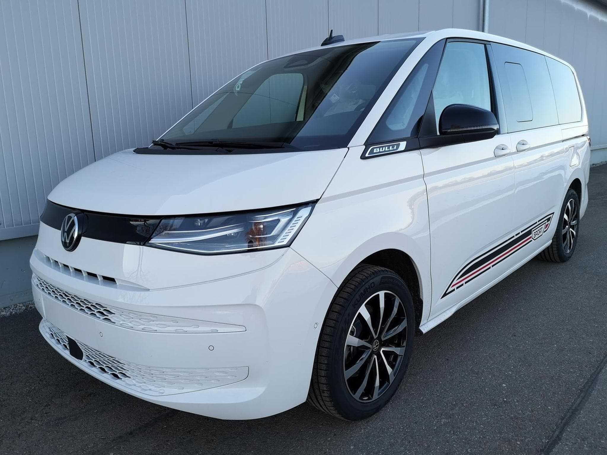 VW T7 Sport Edition (2025) - Photo 1