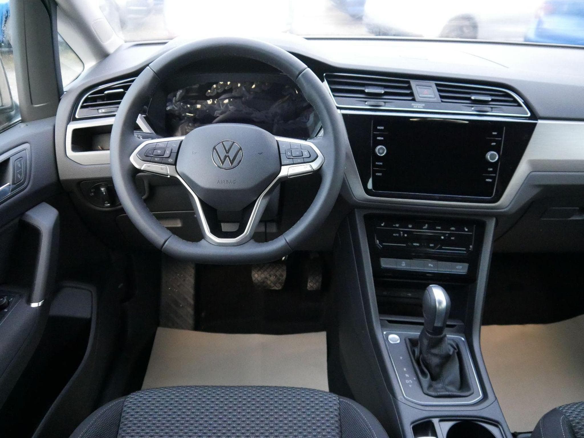 VW Touran Comfortline (2026) - Photo 11