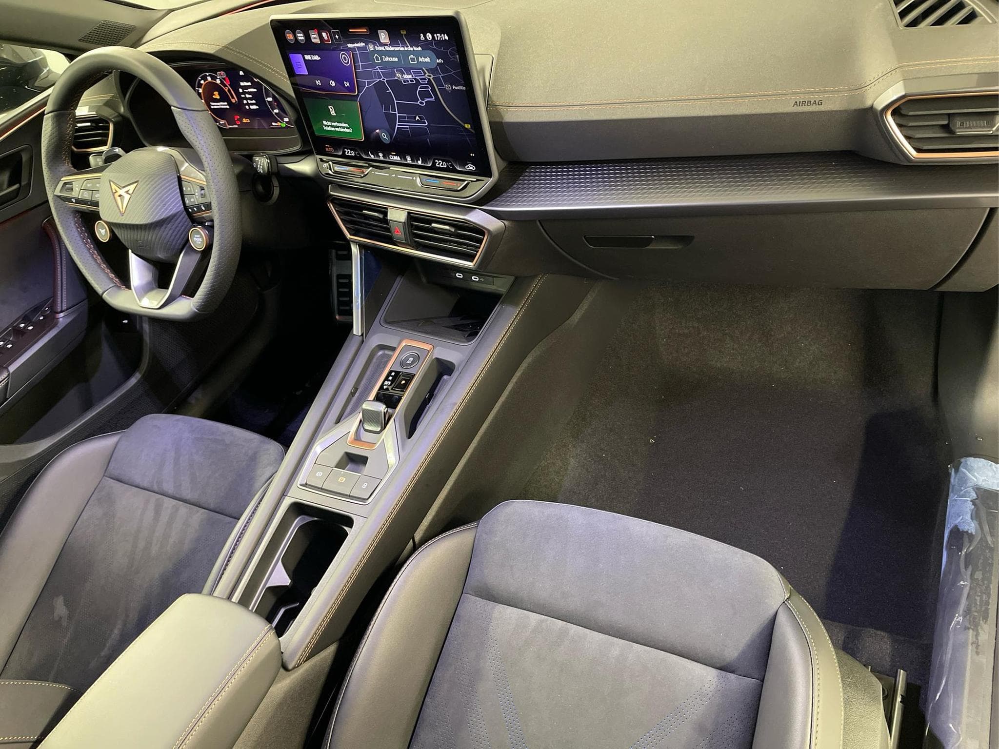 Cupra Leon VZ (2026) - Photo 13