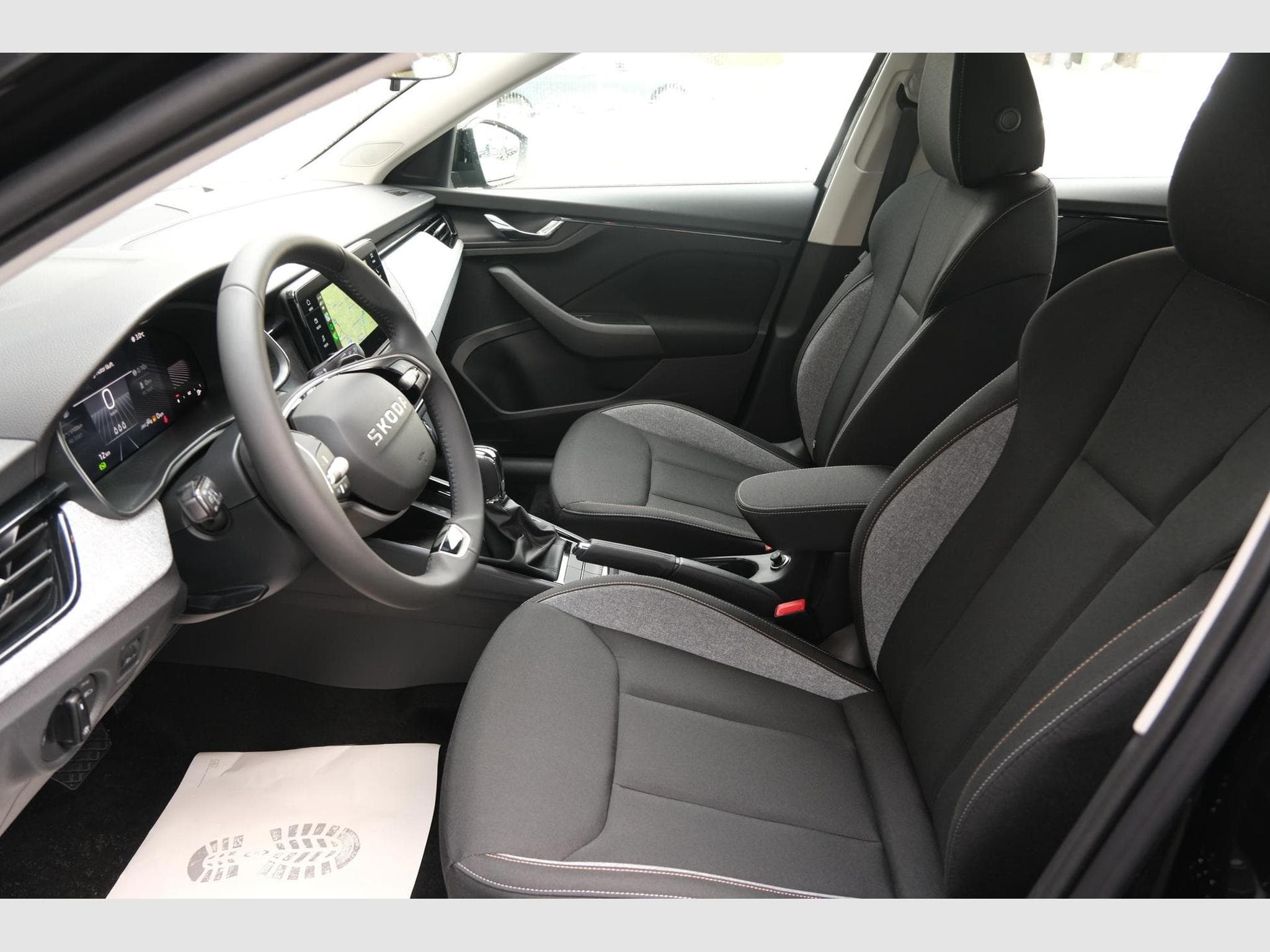 Skoda Scala 1.0 TSI DSG (2025) - Photo 14