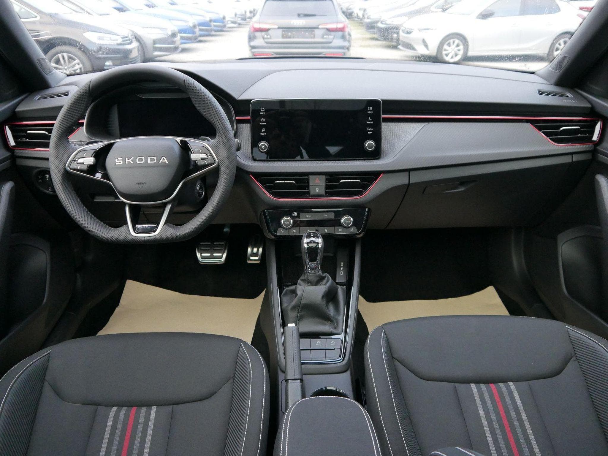 Skoda Kamiq Monte Carlo (2025) - Photo 12