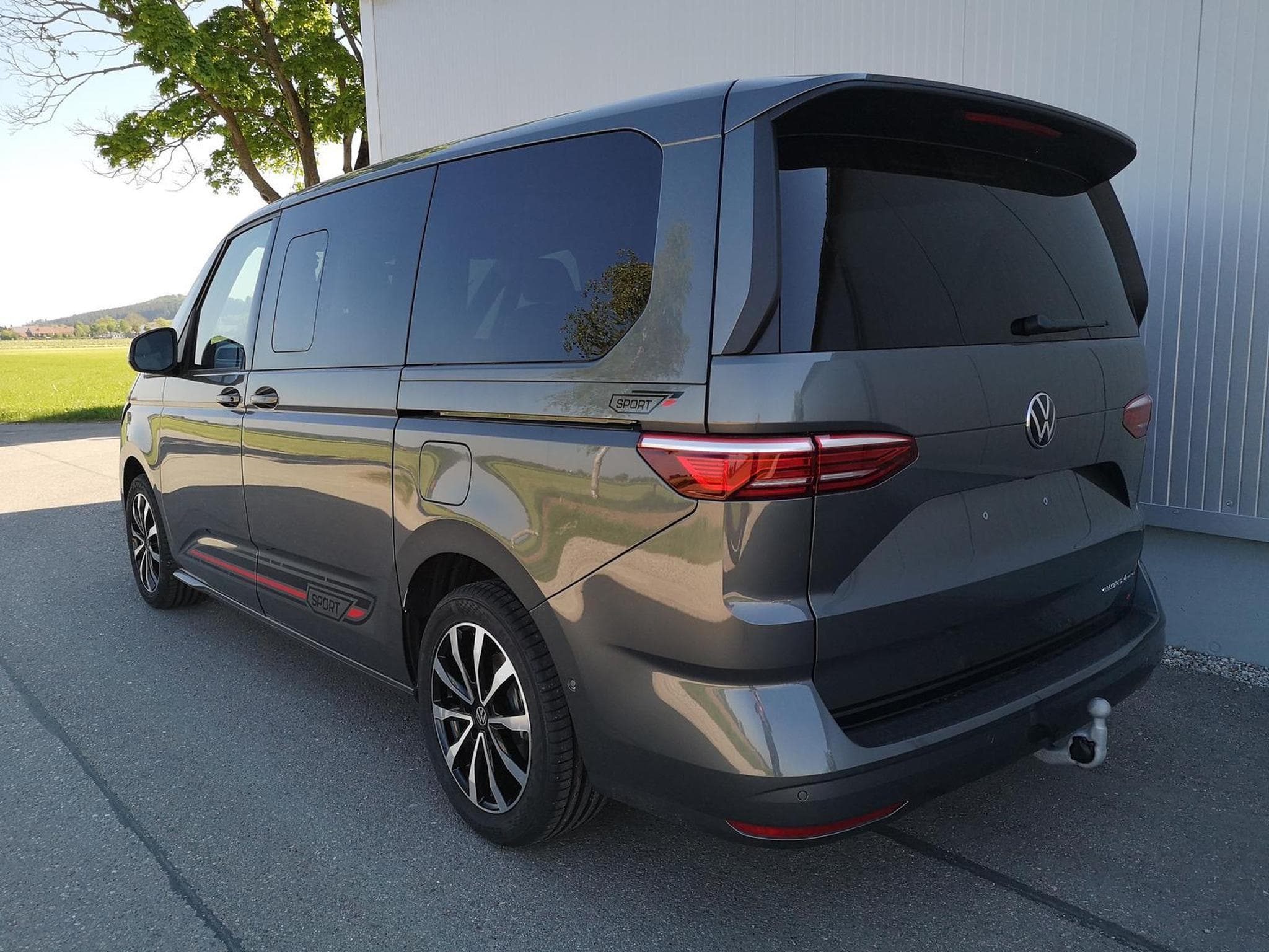 VW T7 Sport Edition (2025) - Photo 2