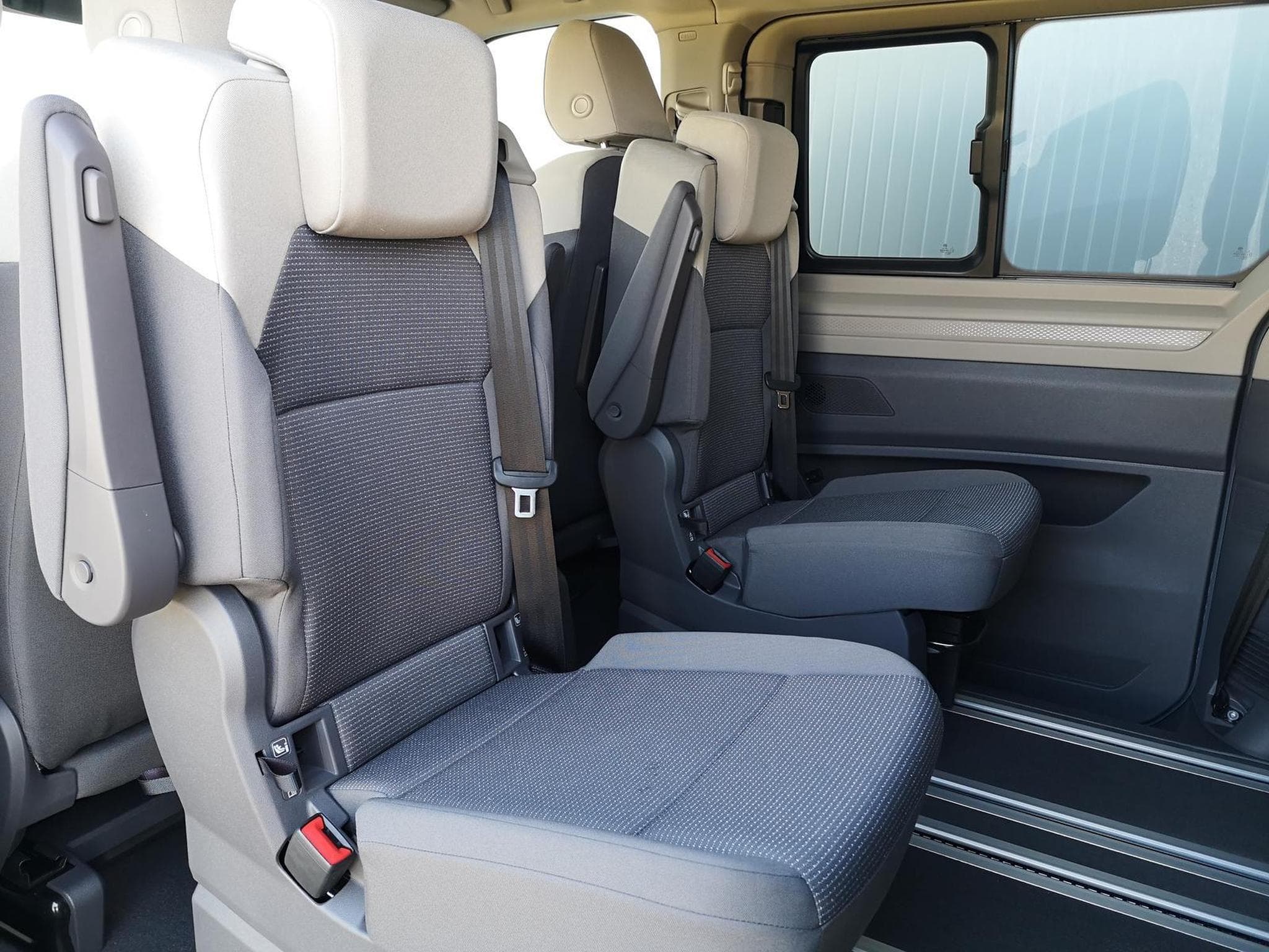 VW T7 Sport Edition (2025) - Photo 8