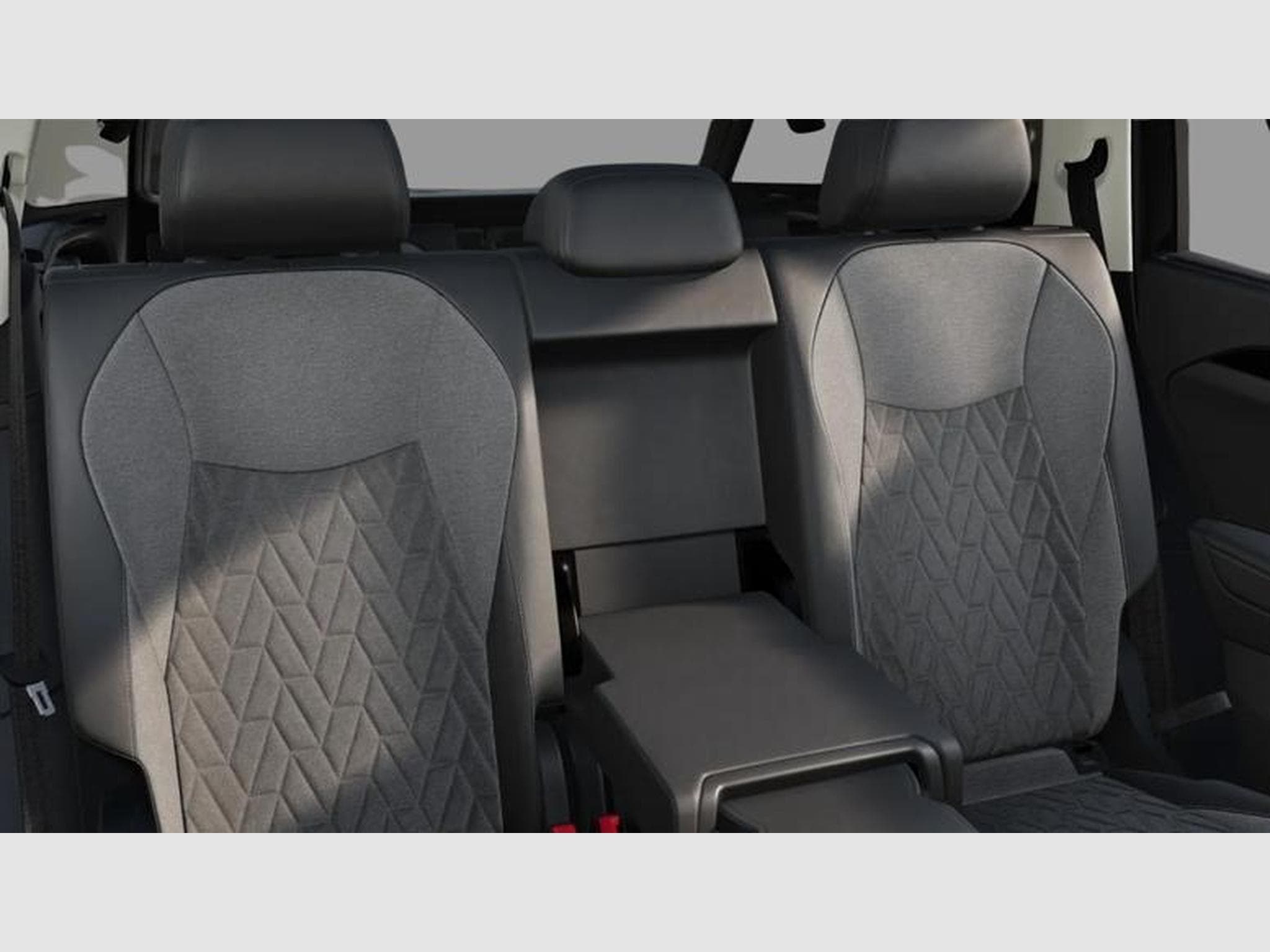 VW Tayron Life 1.5 eTSI 7-Gang-DSG (2025) - Photo 11