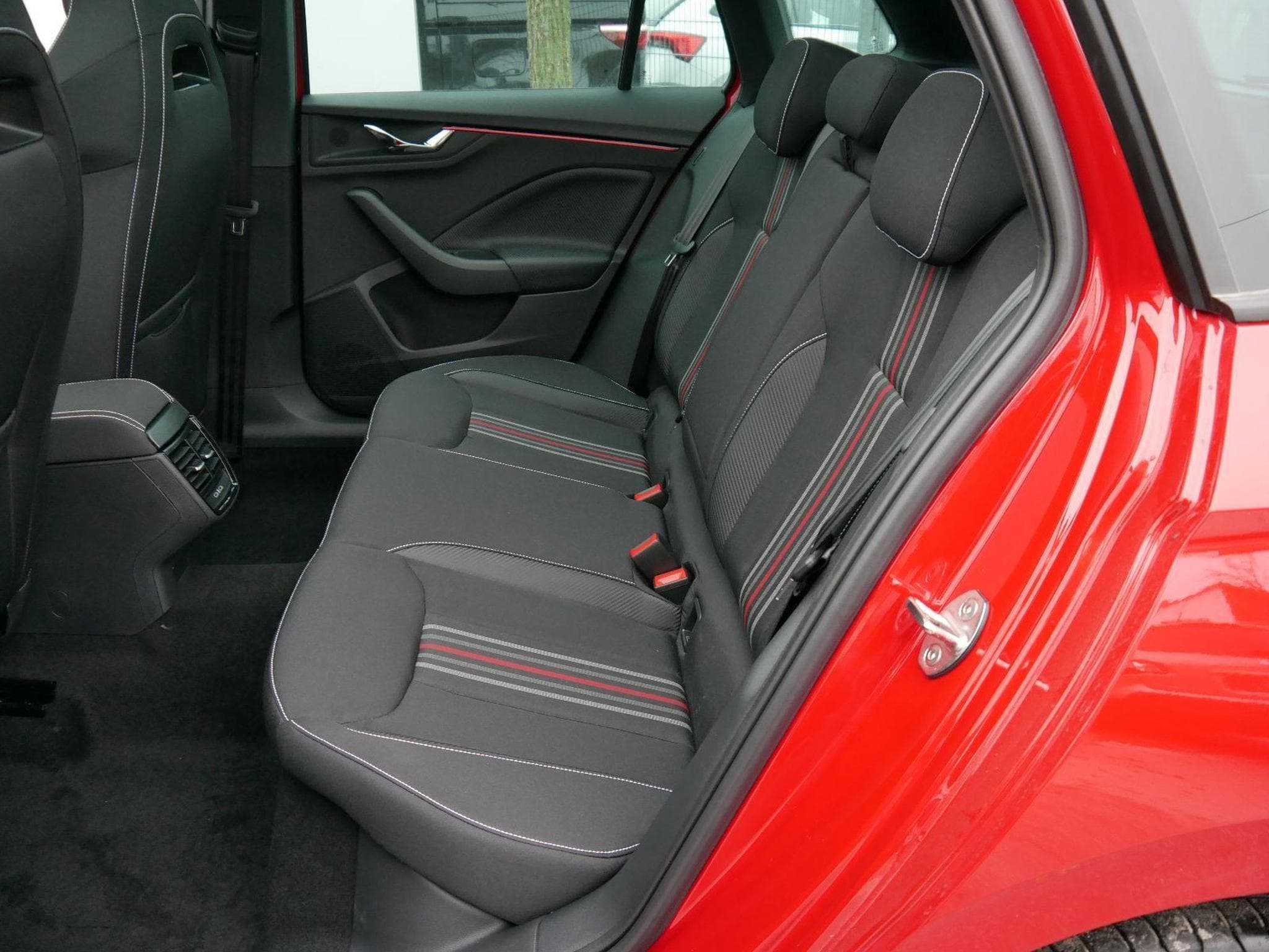 Skoda Kamiq Monte Carlo (2025) - Photo 8