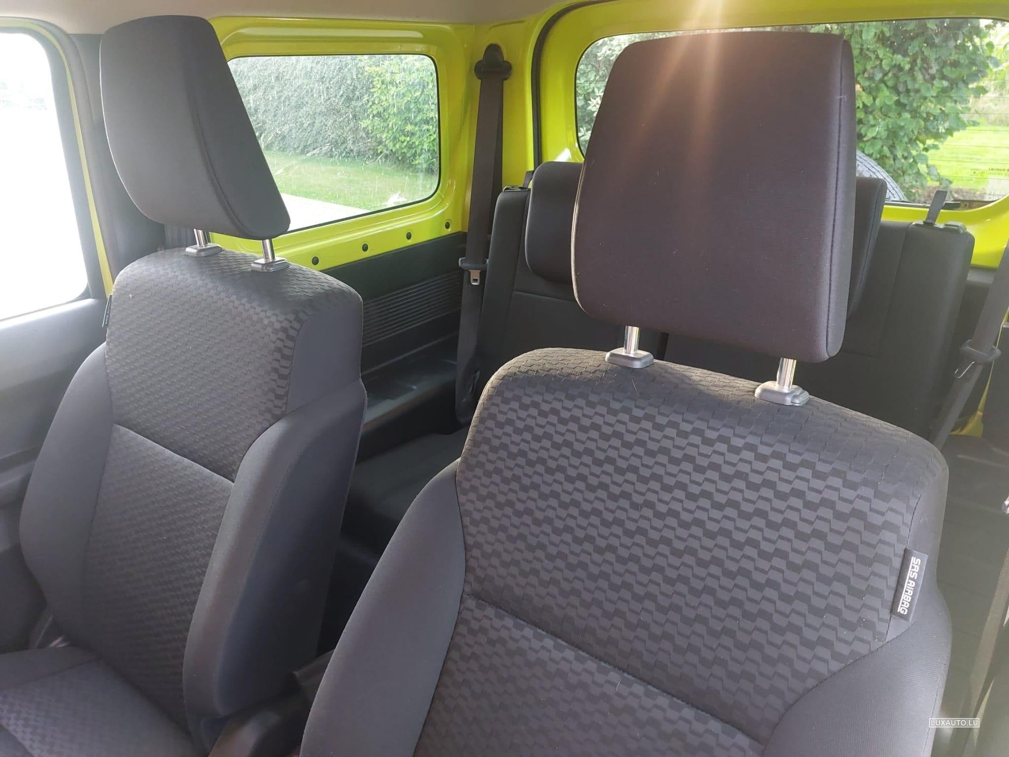 Suzuki Jimny GLX (2019) - Photo 4