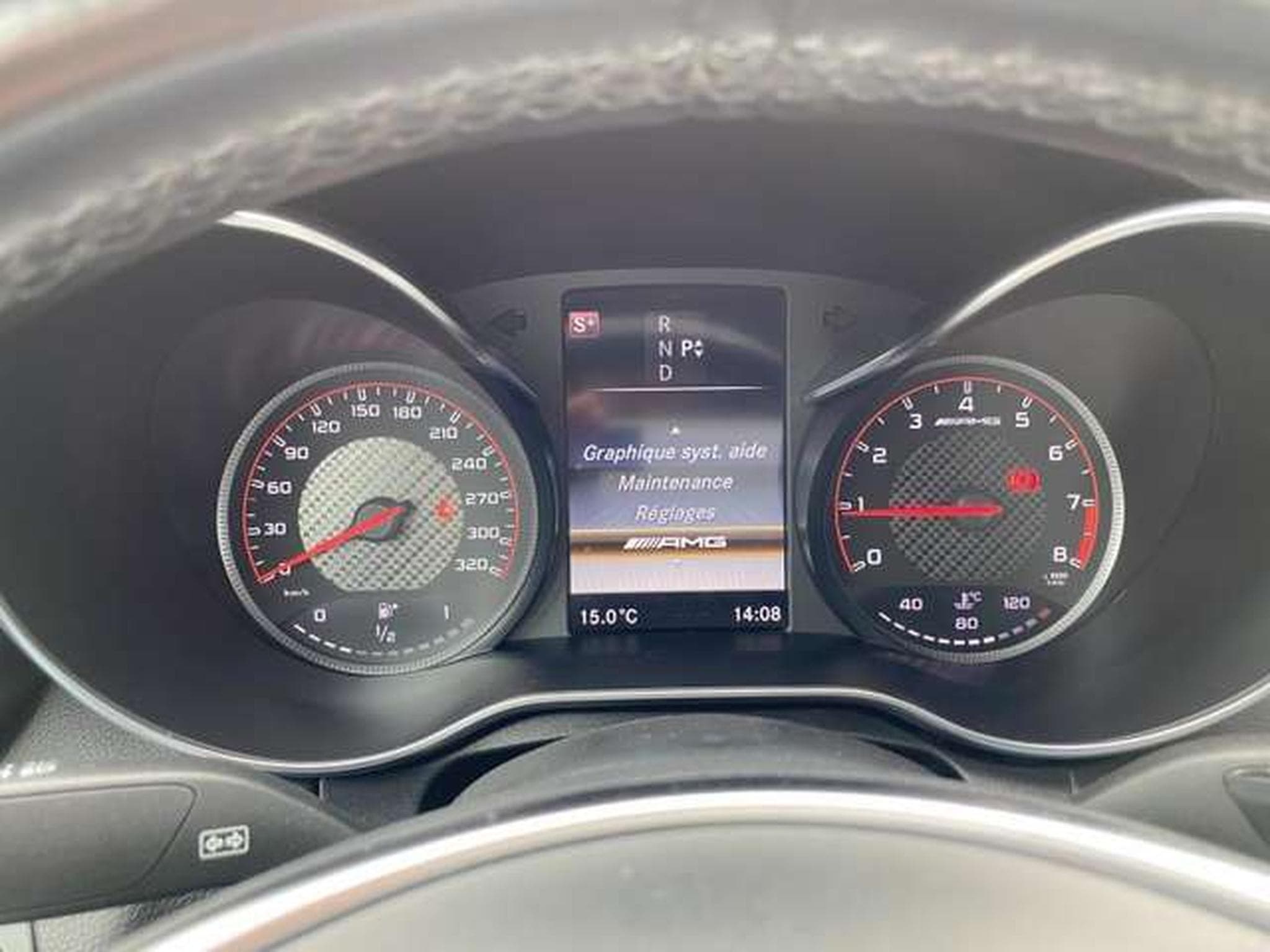 Mercedes C 63 AMG S (2017) - Photo 12