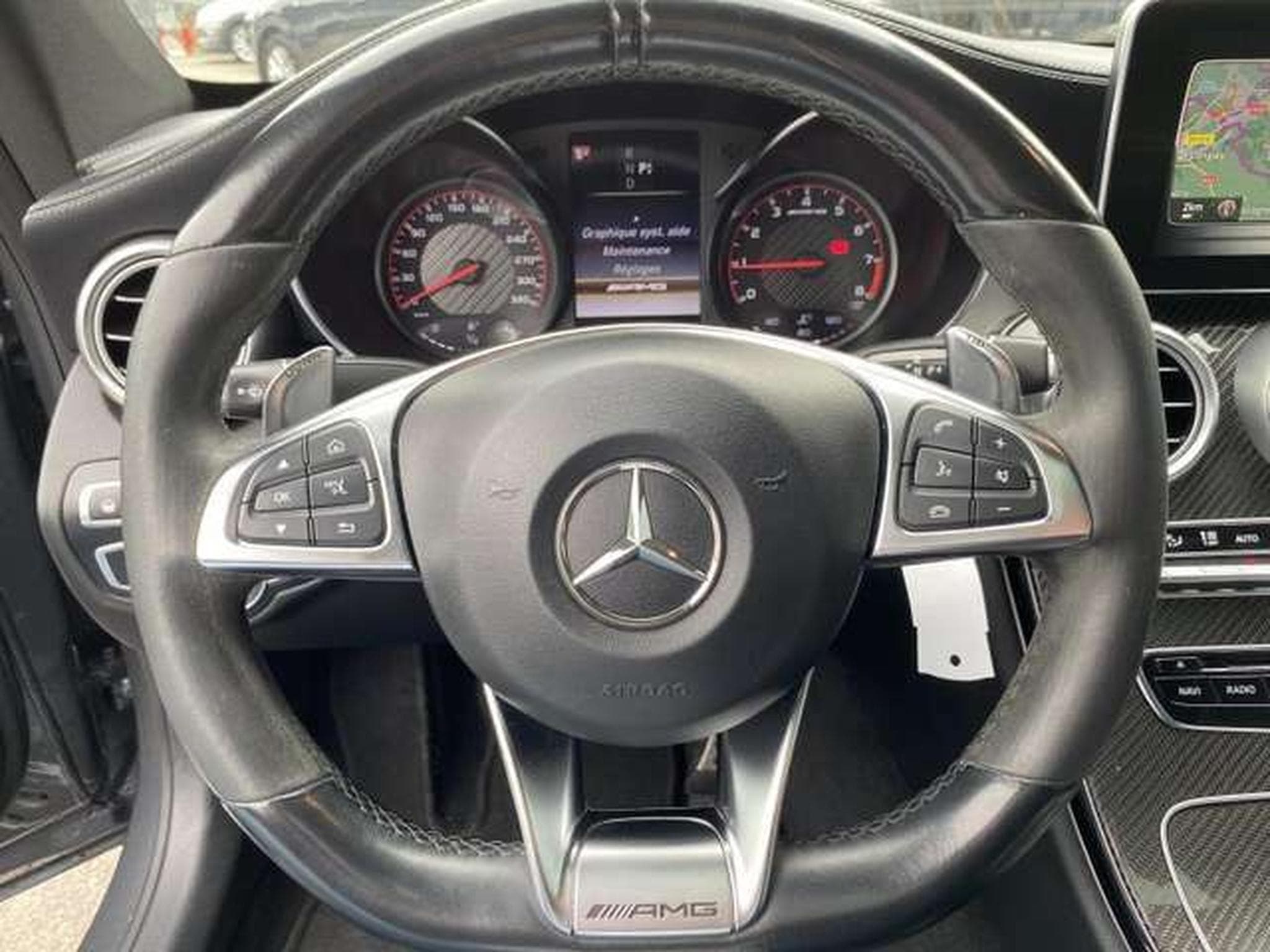Mercedes C 63 AMG S (2017) - Photo 15