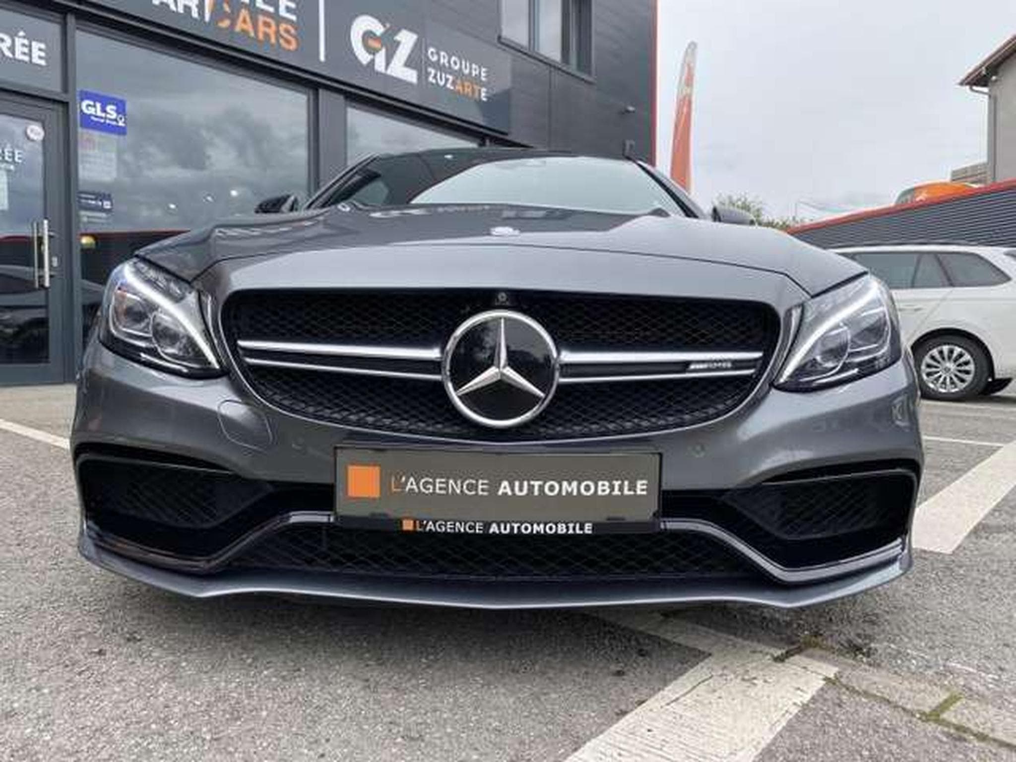 Mercedes C 63 AMG S (2017) - Photo 3