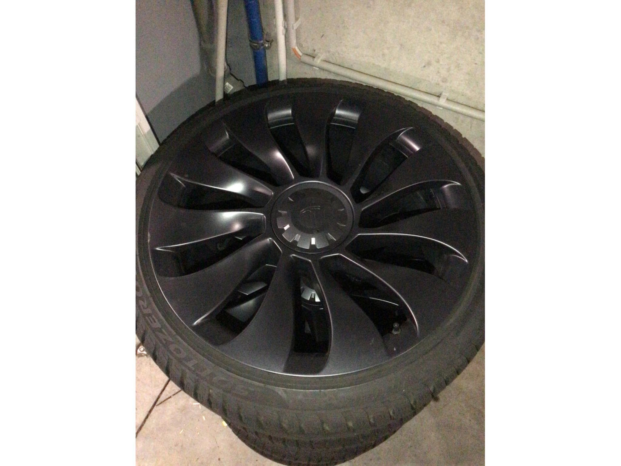 Jantes alu + Pneus h – 21" - Photo 1