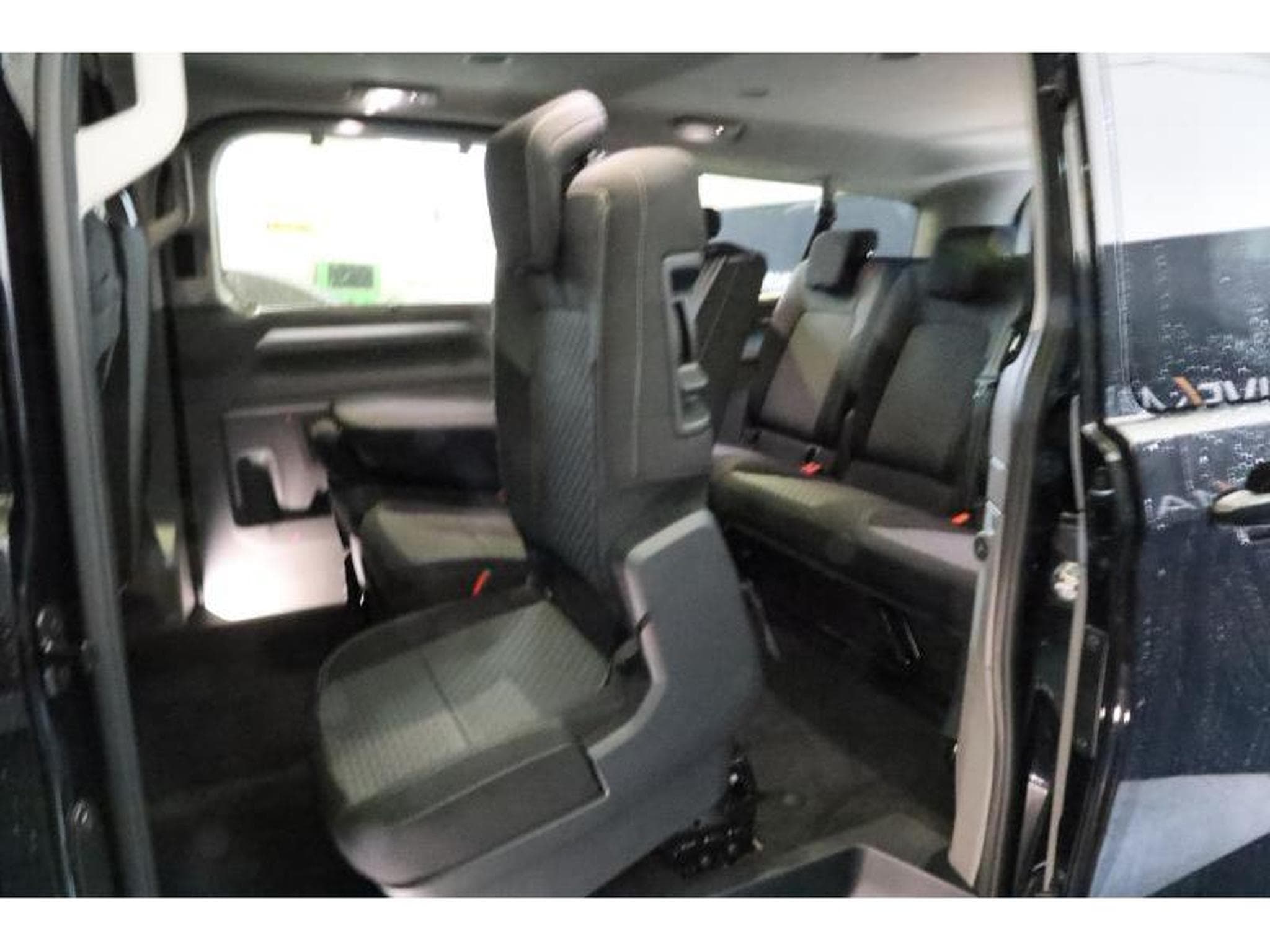 VW T7 STYLE LONG A8 (2025) - Photo 12