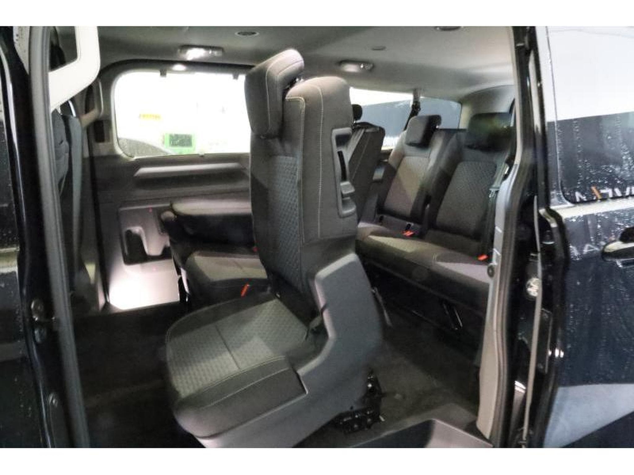VW T7 STYLE LONG A8 (2025) - Photo 13