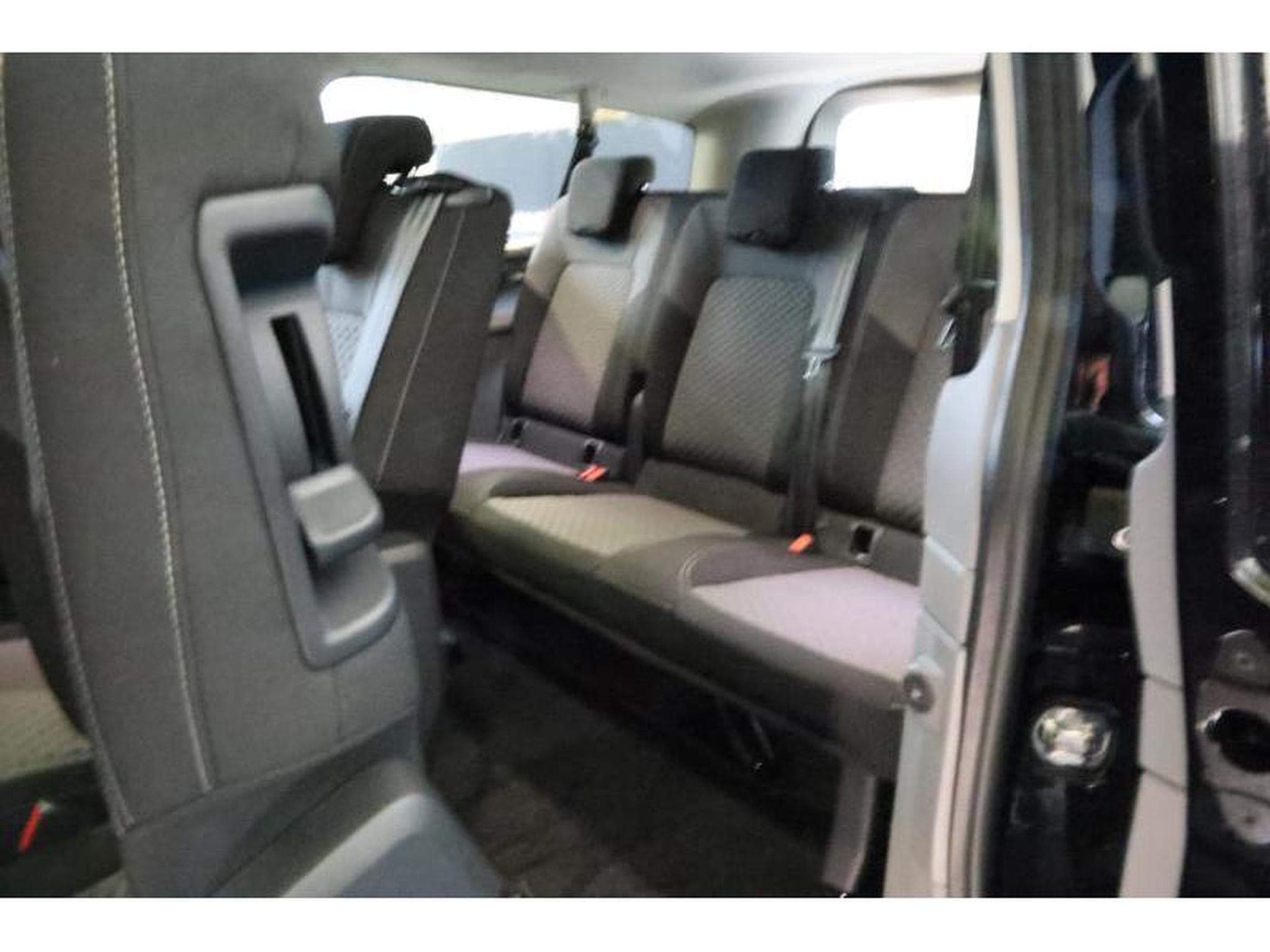 VW T7 STYLE LONG A8 (2025) - Photo 14