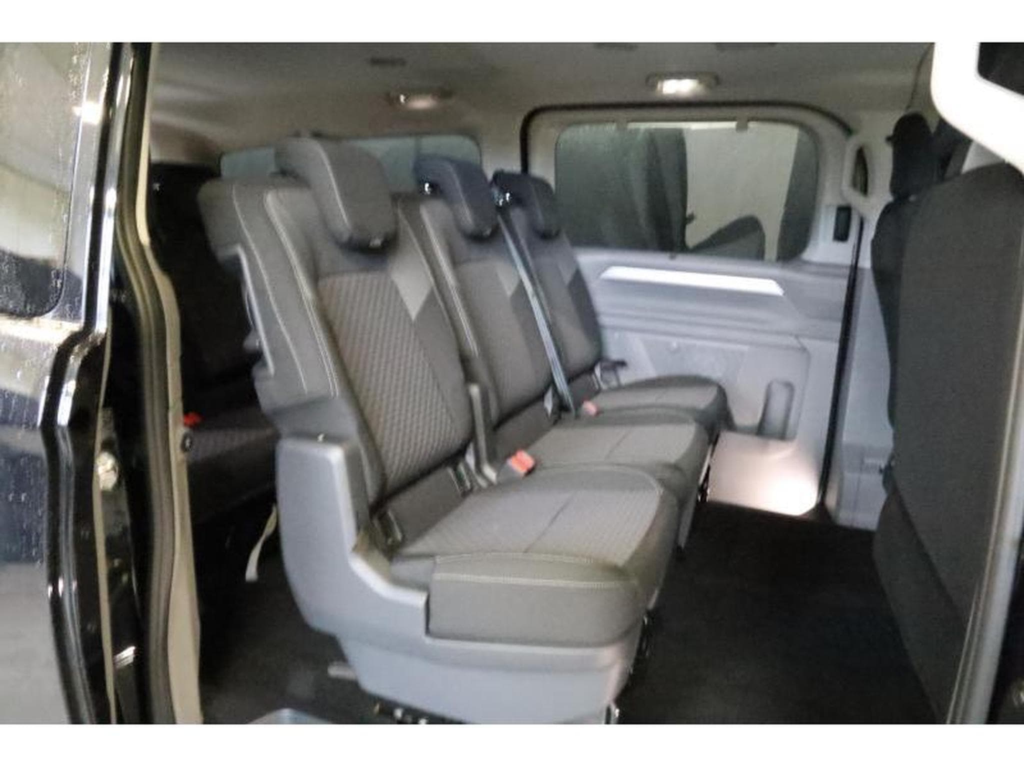 VW T7 STYLE LONG A8 (2025) - Photo 17