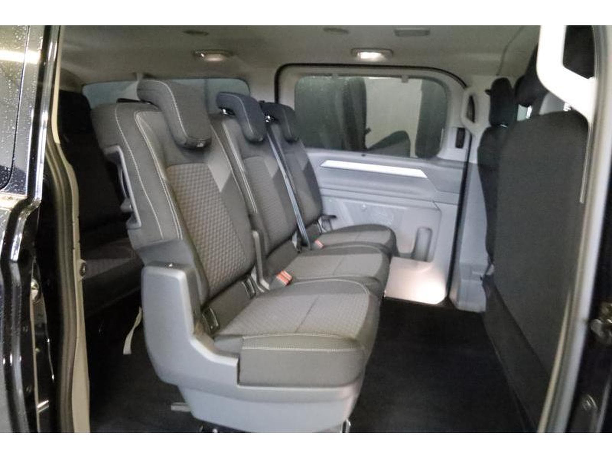 VW T7 STYLE LONG A8 (2025) - Photo 18