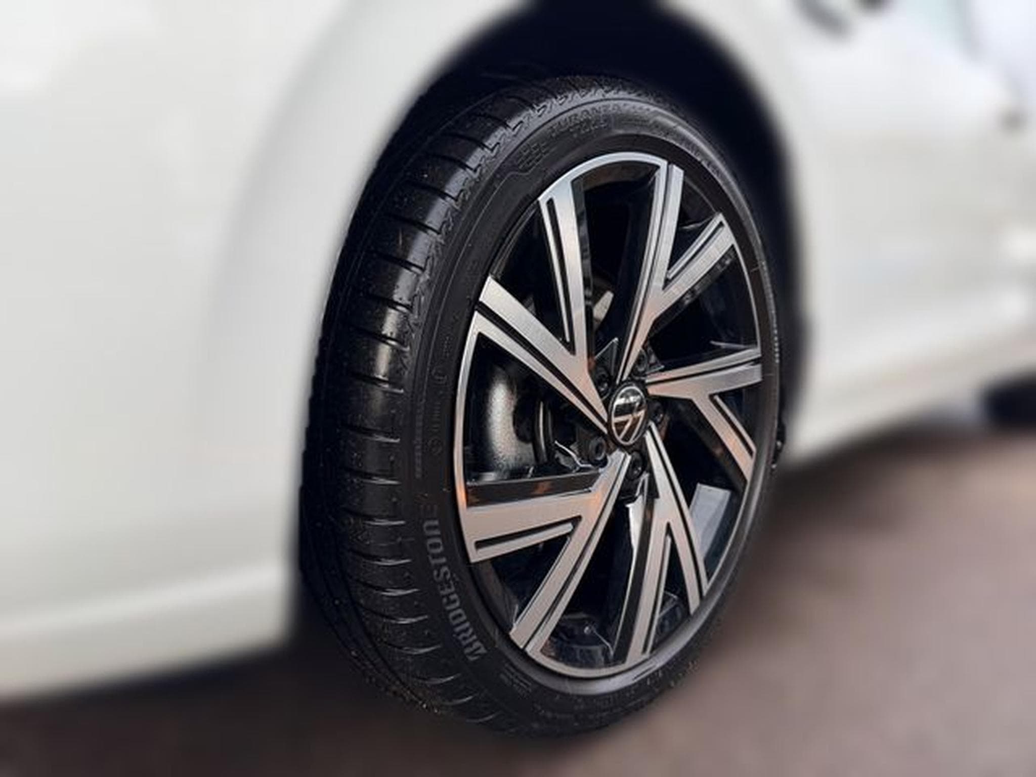 VW Golf Golf VIII Lim. Style eTSI (2023) - Photo 5