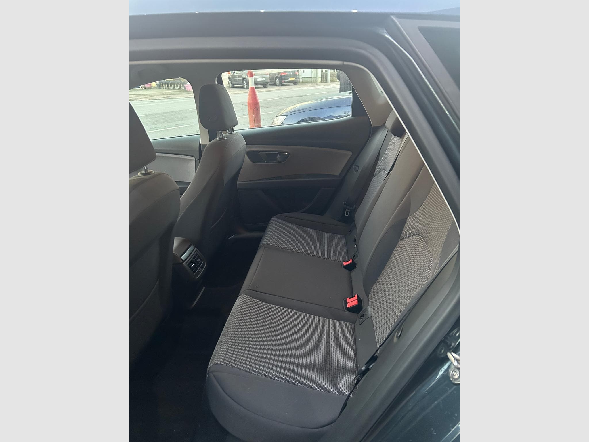 Seat Leon Seat Leon 1.5 TSi Style (2018) - Photo 10
