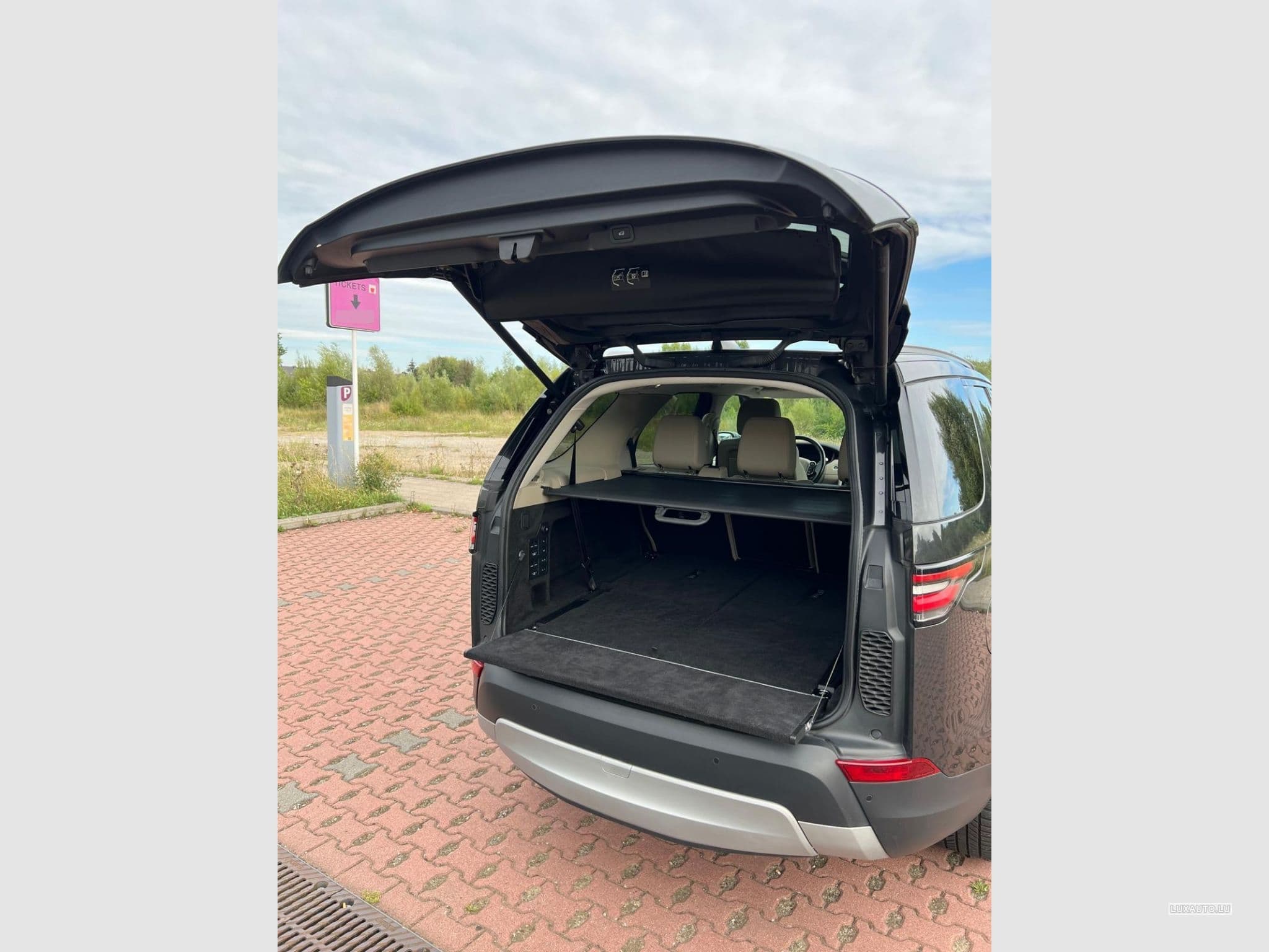 Land-Rover Discovery A7G2 (2018) - Photo 10