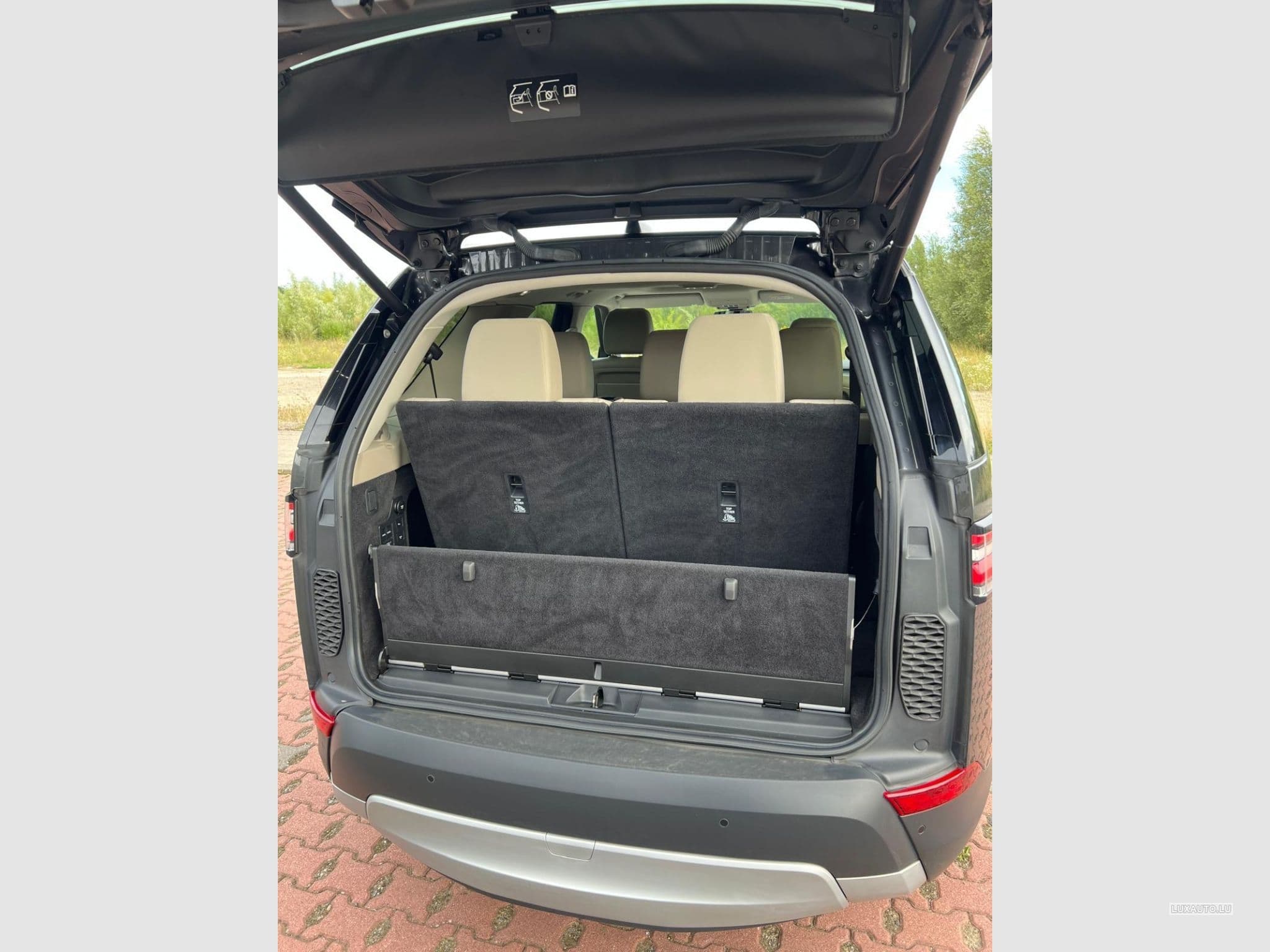 Land-Rover Discovery A7G2 (2018) - Photo 11