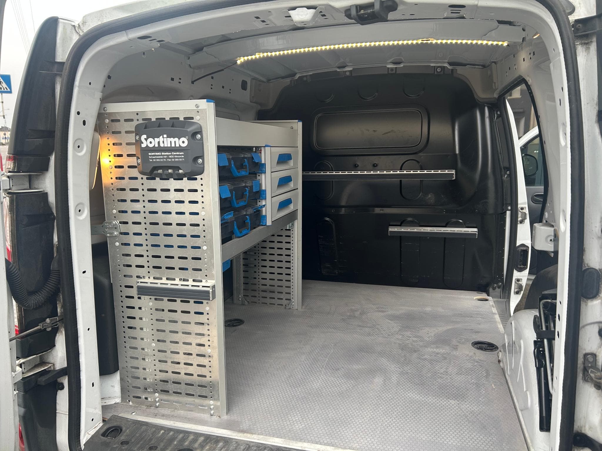 Renault Kangoo 1.5 dci 3 place (2019) - Photo 2