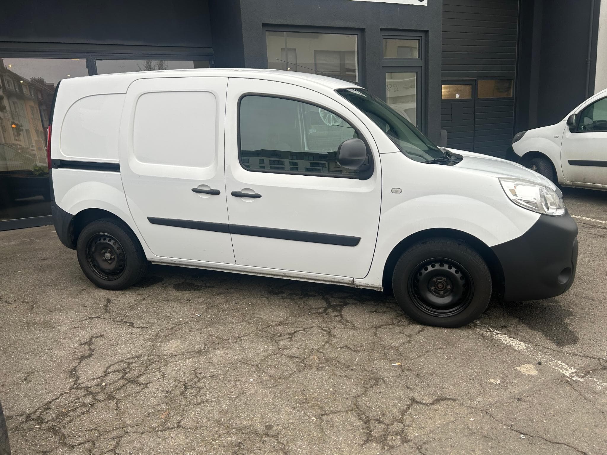 Renault Kangoo 1.5 dci 3 place (2019) - Photo 7