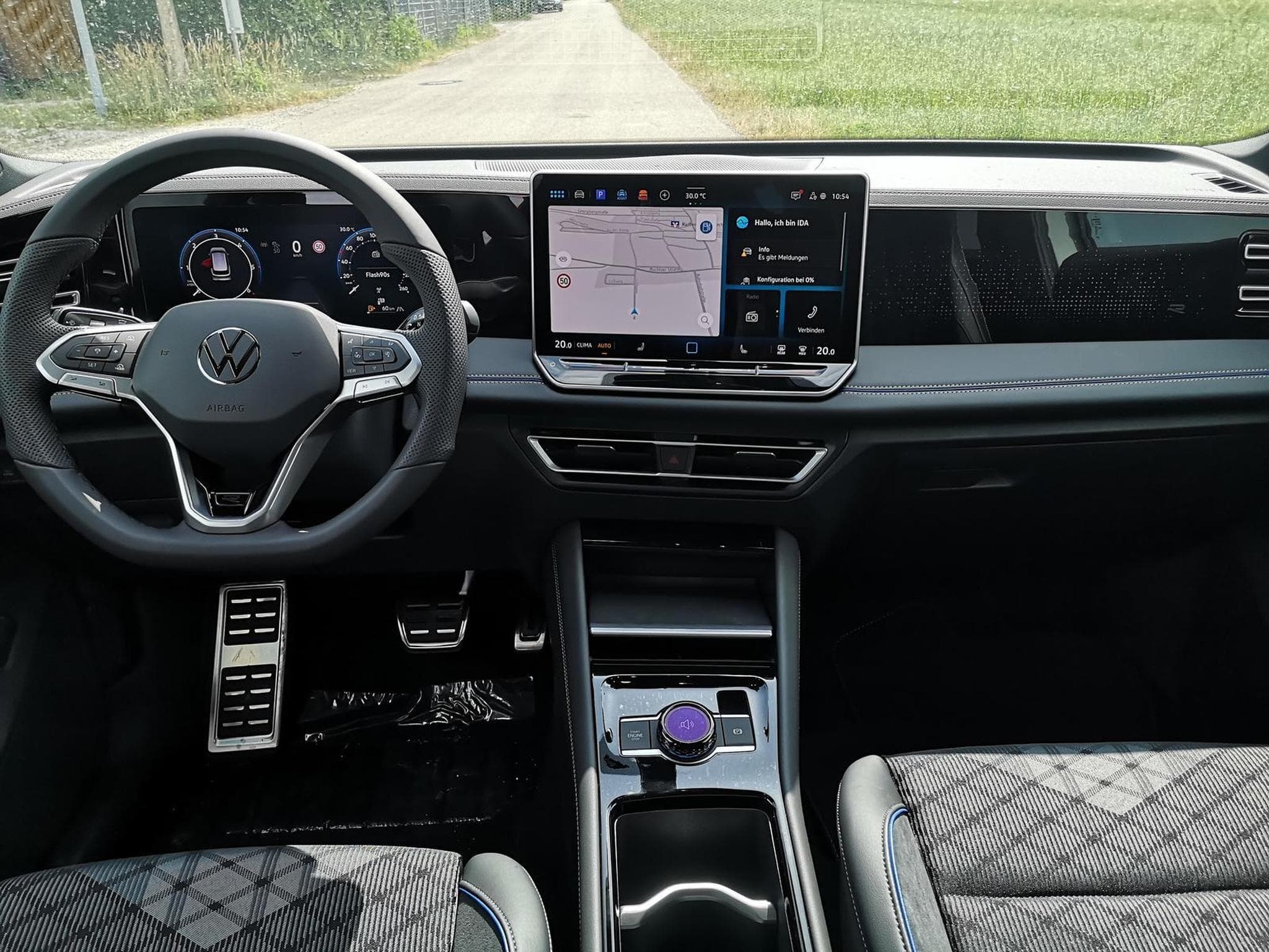 VW Tiguan 2.0 TDI 142 kW 4Motion R-Line (2025) - Photo 7
