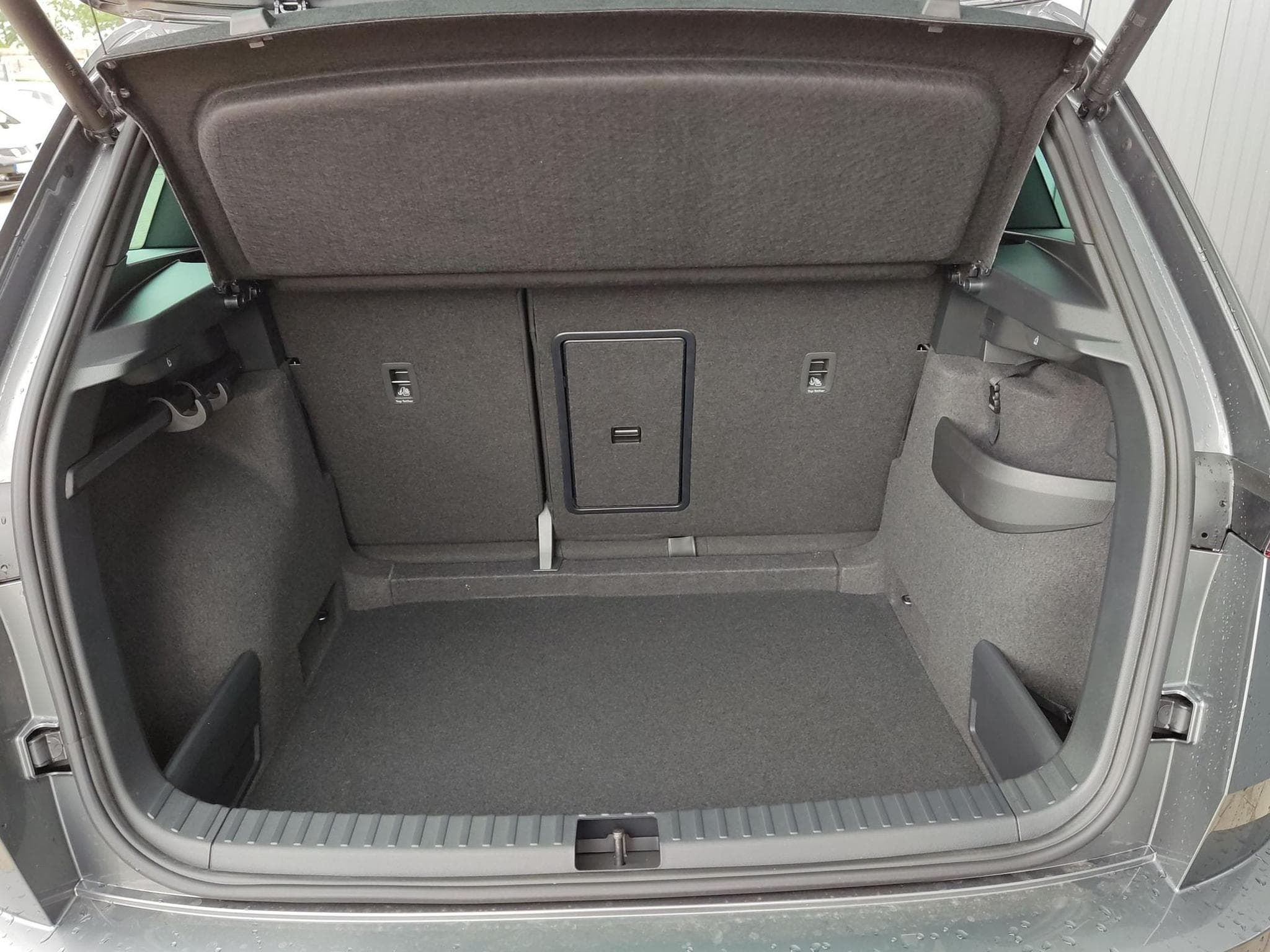 Skoda Karoq Sportline 1,5 TSI (2025) - Photo 12