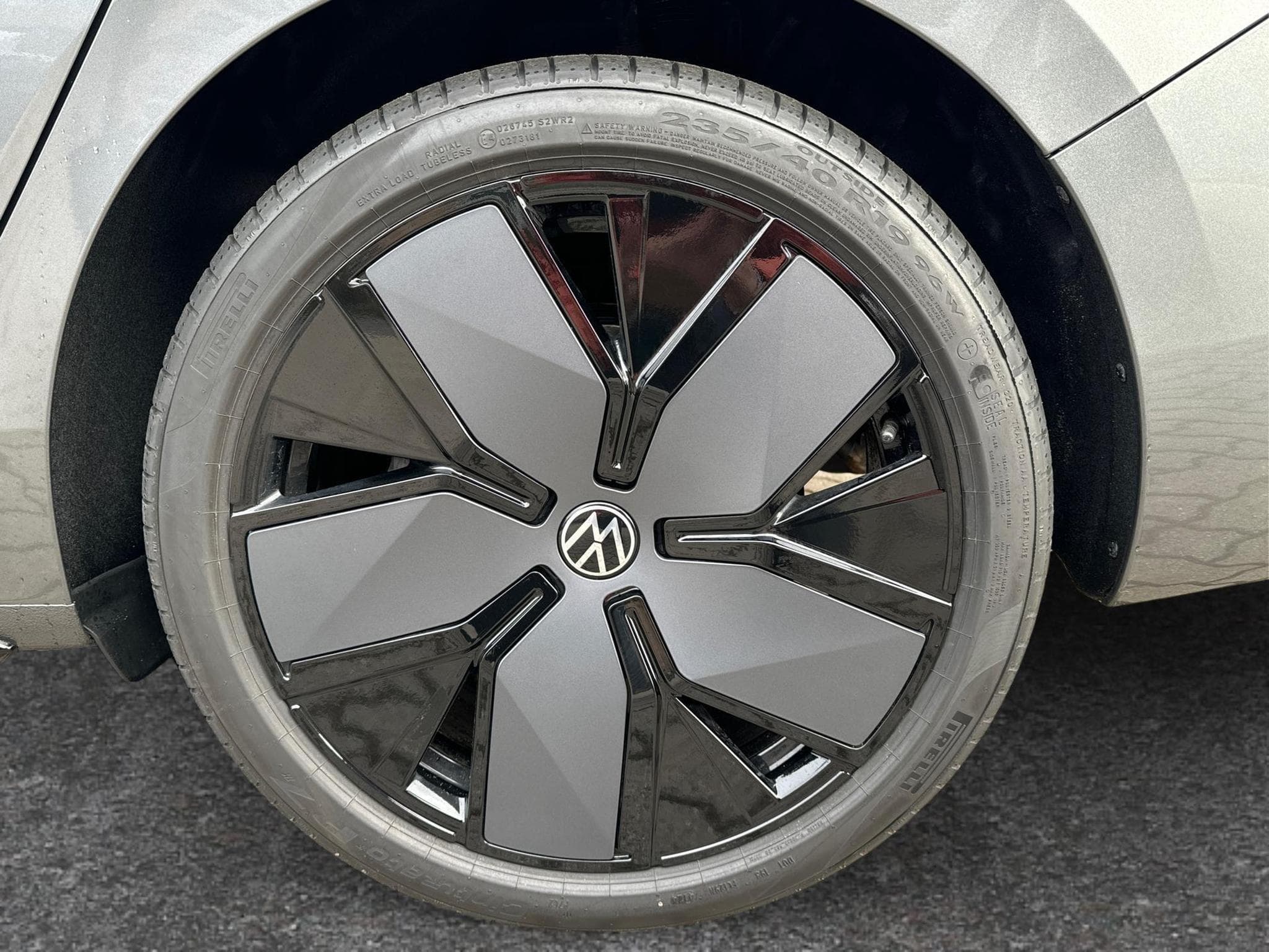 VW Passat Variant R-Line (2026) - Photo 12