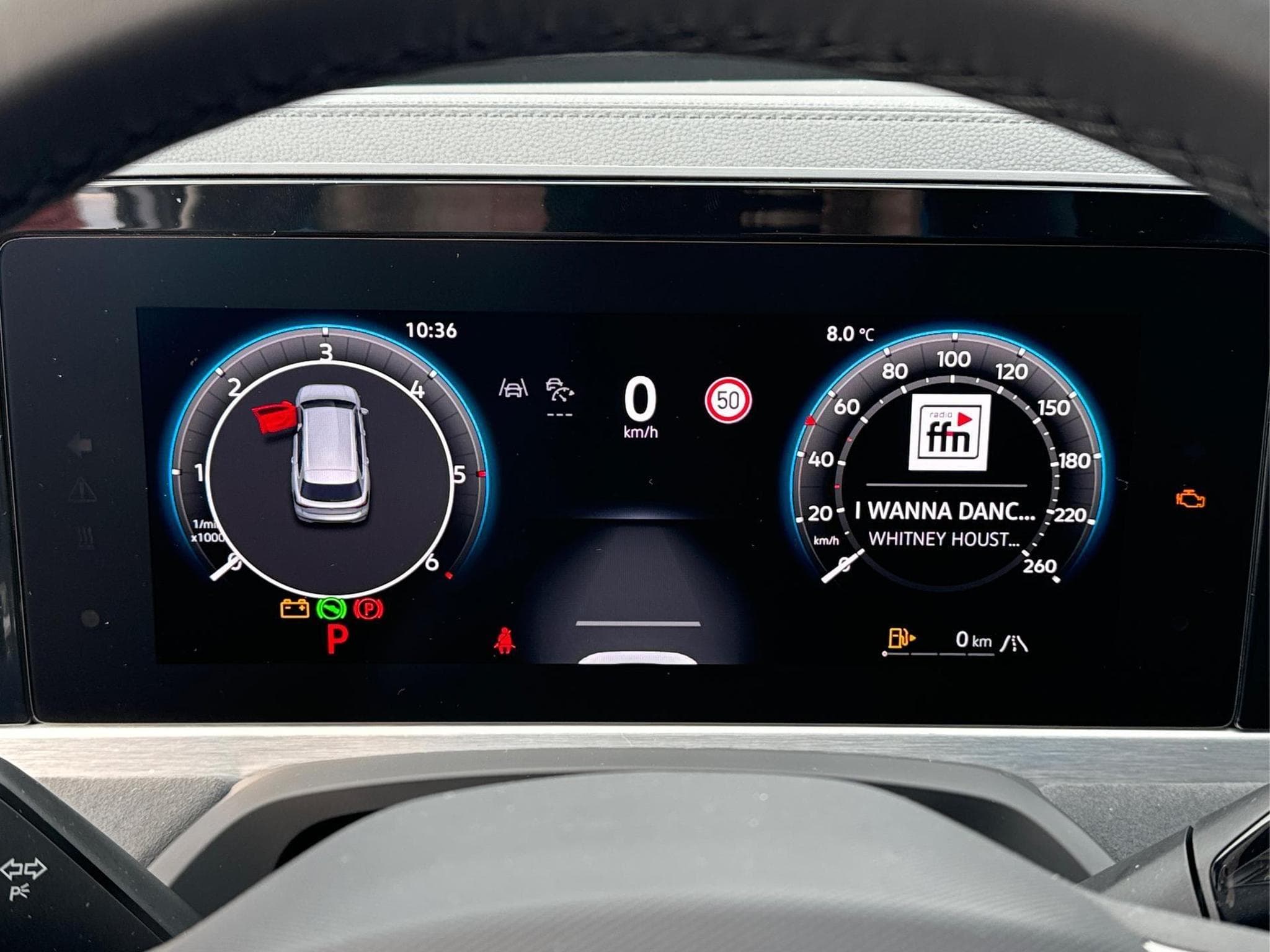 VW Passat Variant R-Line (2026) - Photo 22
