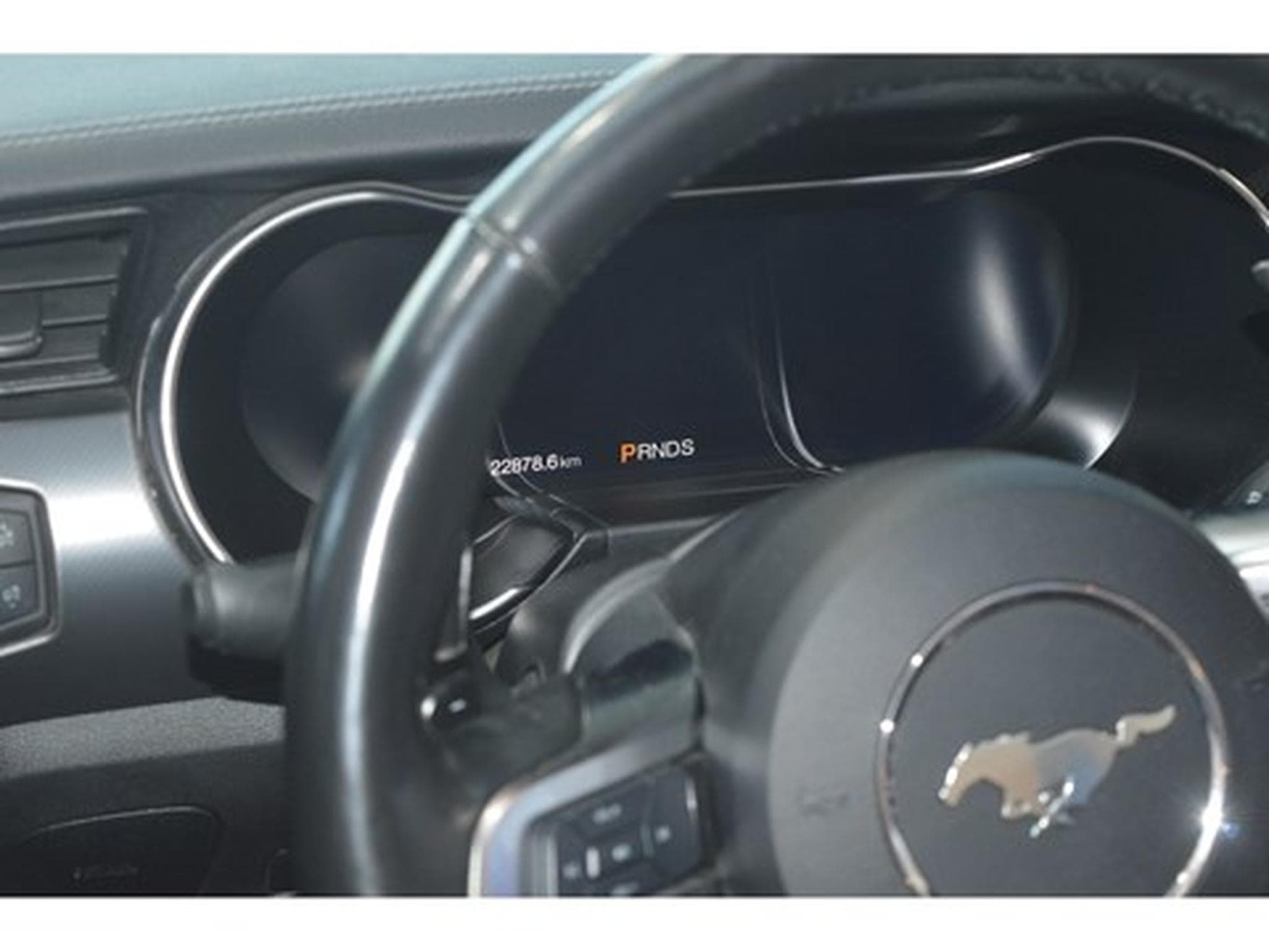 Ford Mustang GT 5.0i V8 449cv Auto CAB GAR 01/2027 (2020) - Photo 5