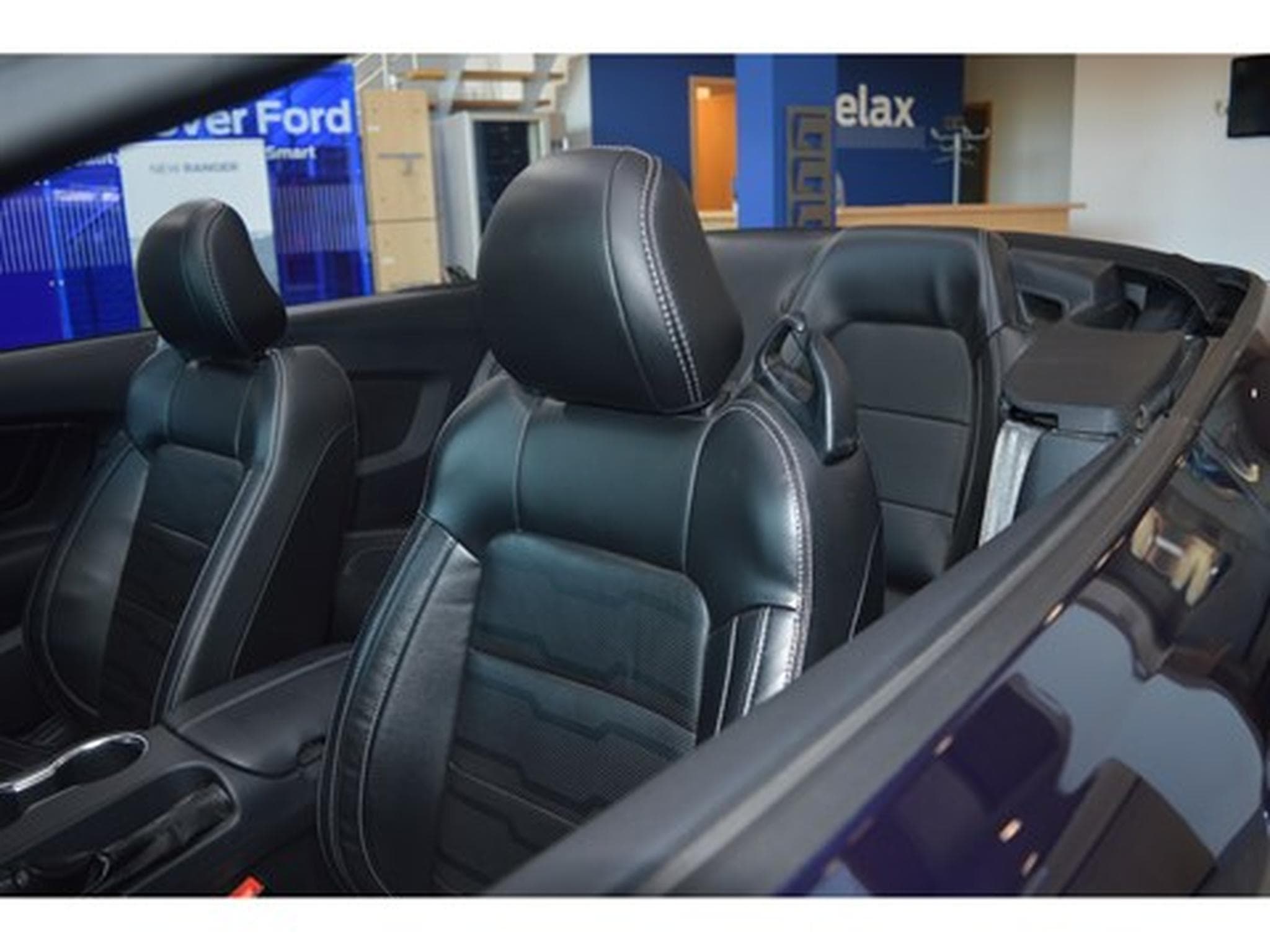Ford Mustang GT 5.0i V8 449cv Auto CAB GAR 01/2027 (2020) - Photo 7