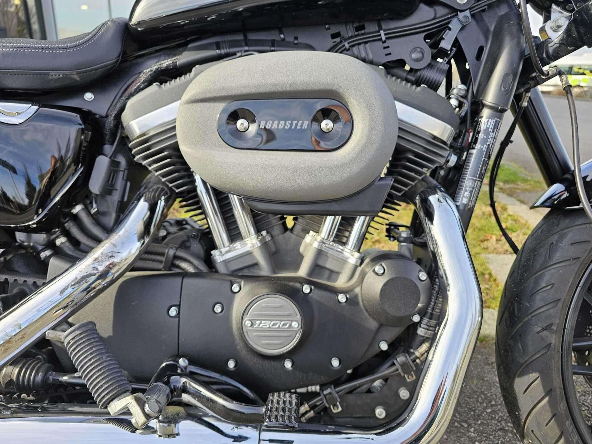 Harley-Davidson Sportster XL 1200 ROADSTER (2016) - Photo 4