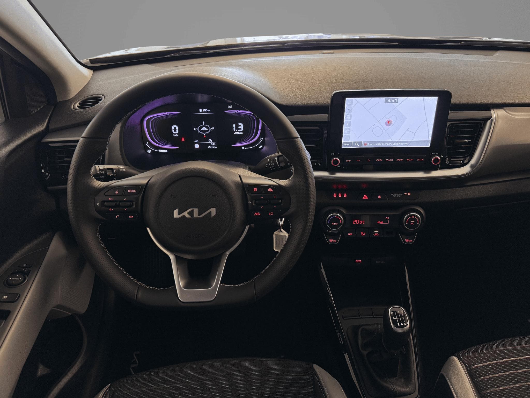 Kia Stonic Inspire Plus 1.0T ISG (2024) - Photo 9