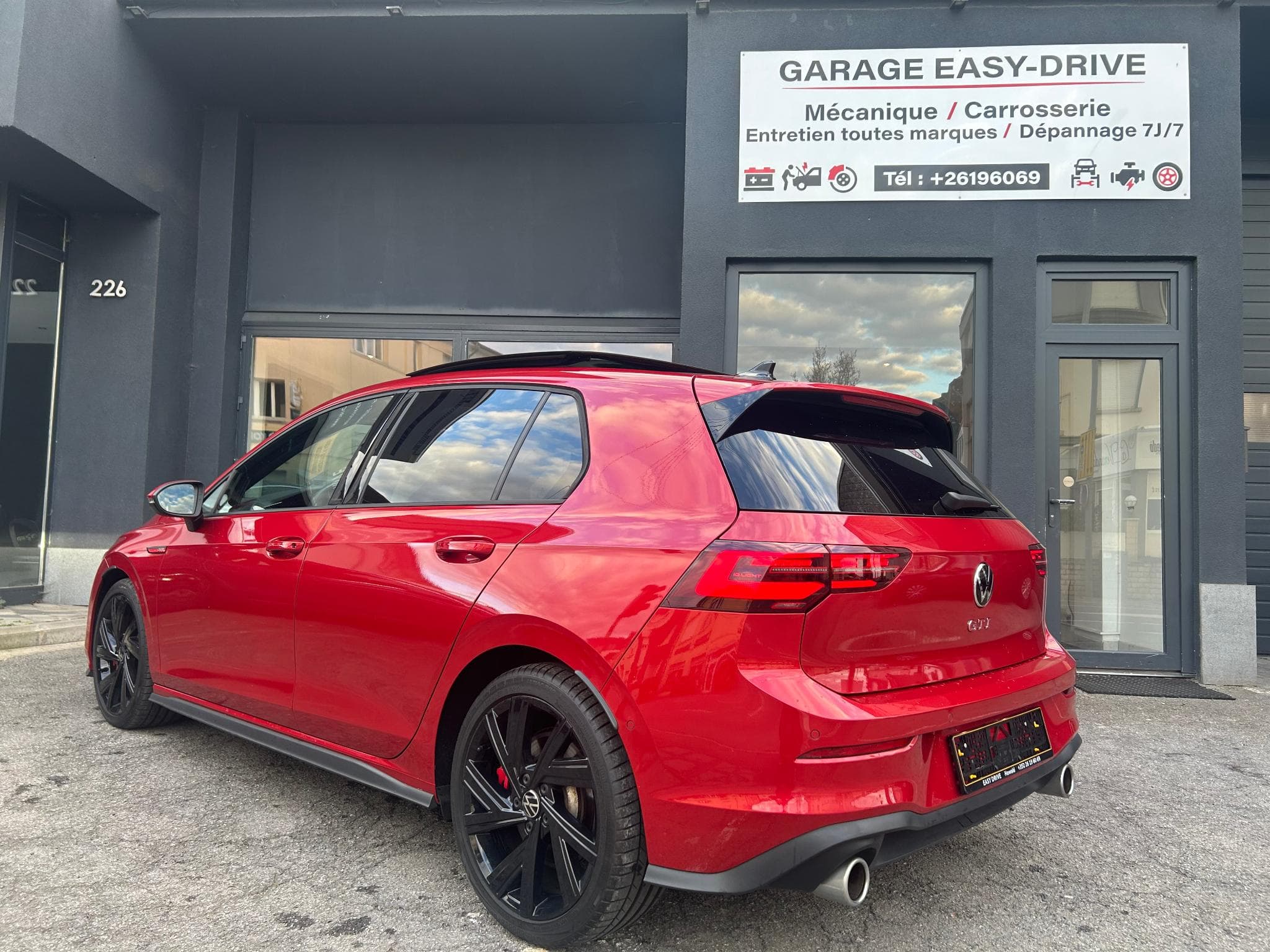 VW Golf GOLF 8 2.0 GTI DSG TOIT OUVRANT (2021) - Photo 10