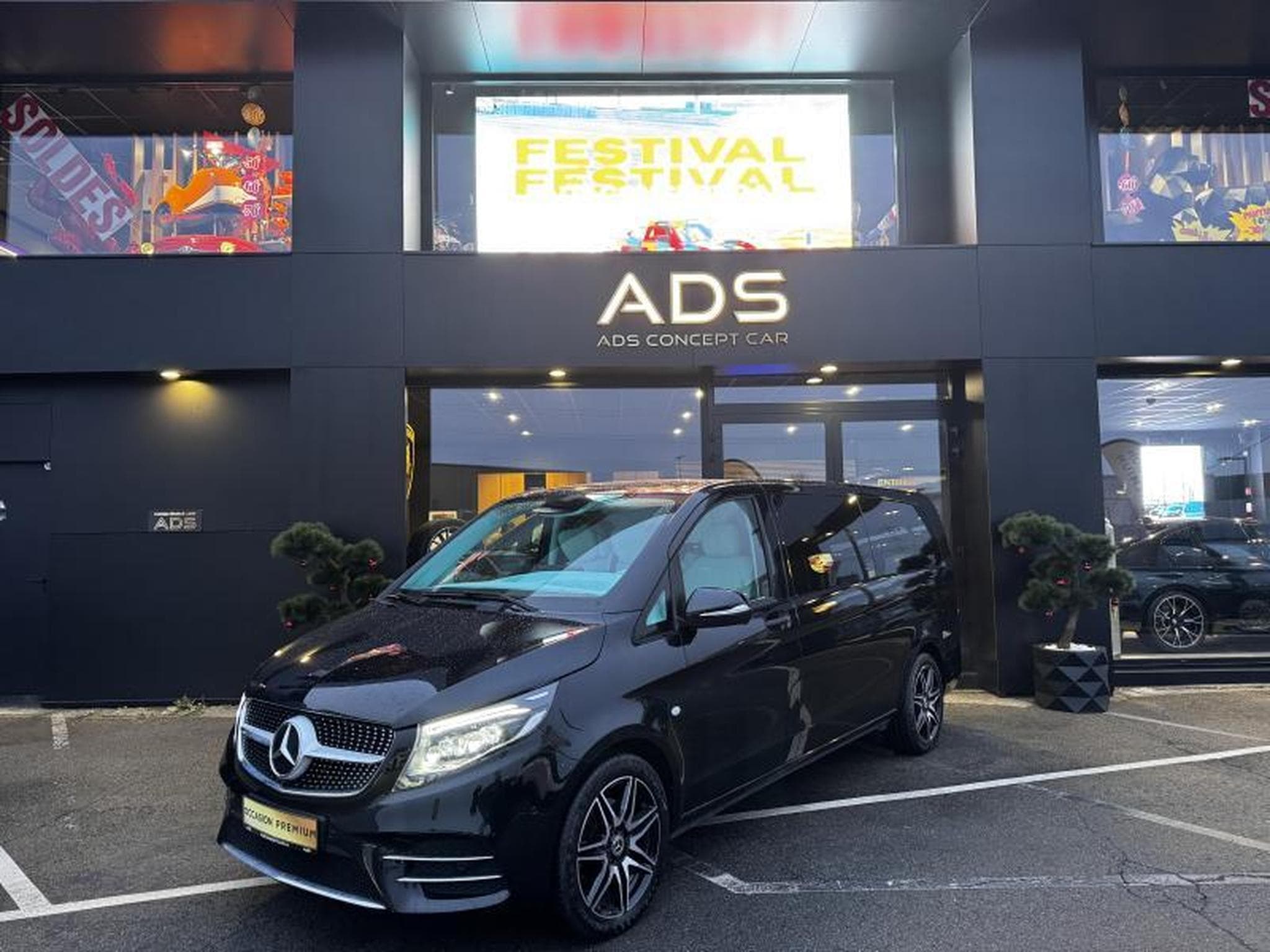 Mercedes Vito Vito VIP CDI extra-long propulsion (2023) - Photo 1