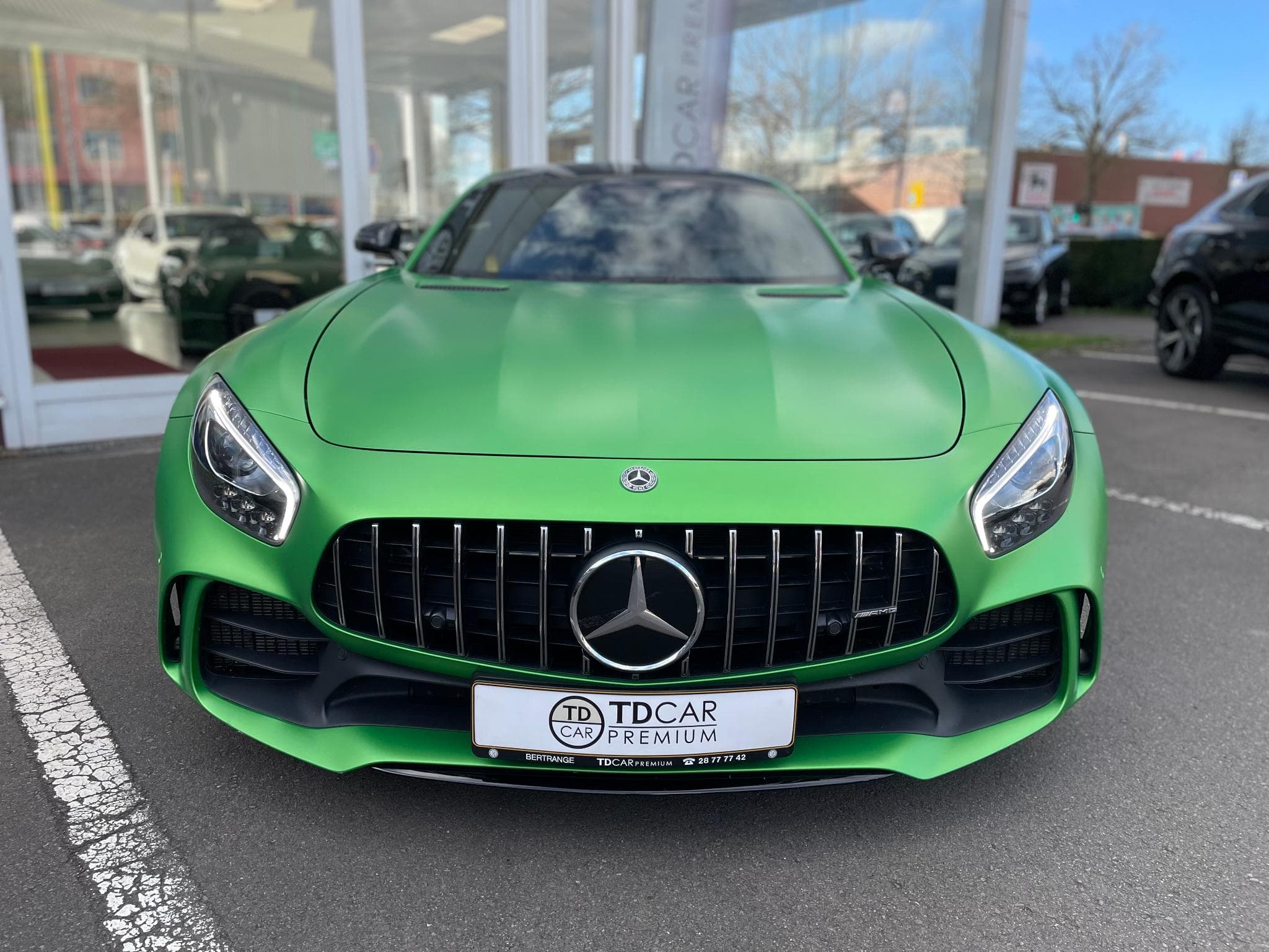 Mercedes AMG GT R 4.0i V8 Biturbo 585 Carbone (2018) - Photo 2
