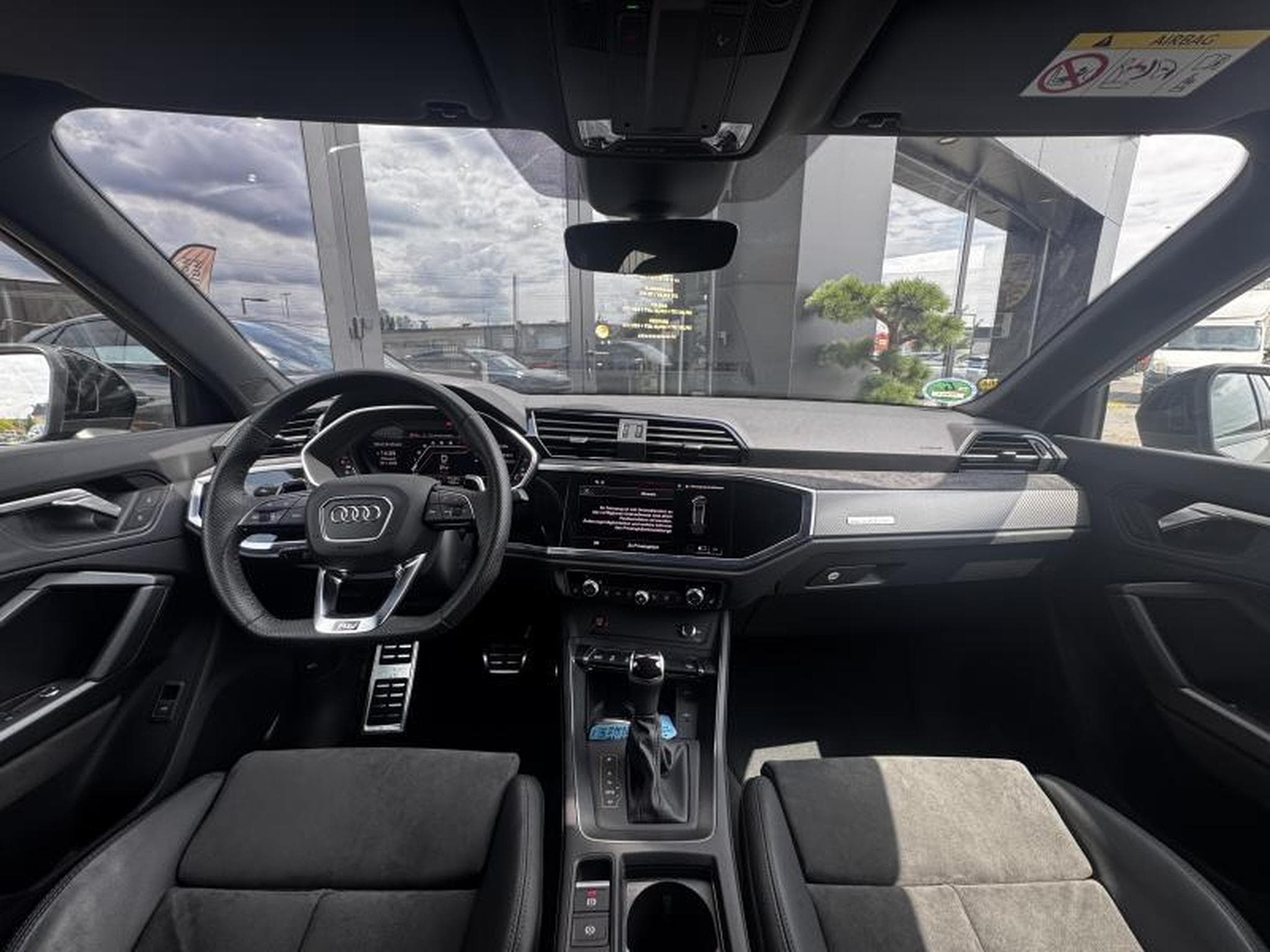 Audi RSQ3 Sportback Quattro 2.5L 400cv (2022) - Photo 5