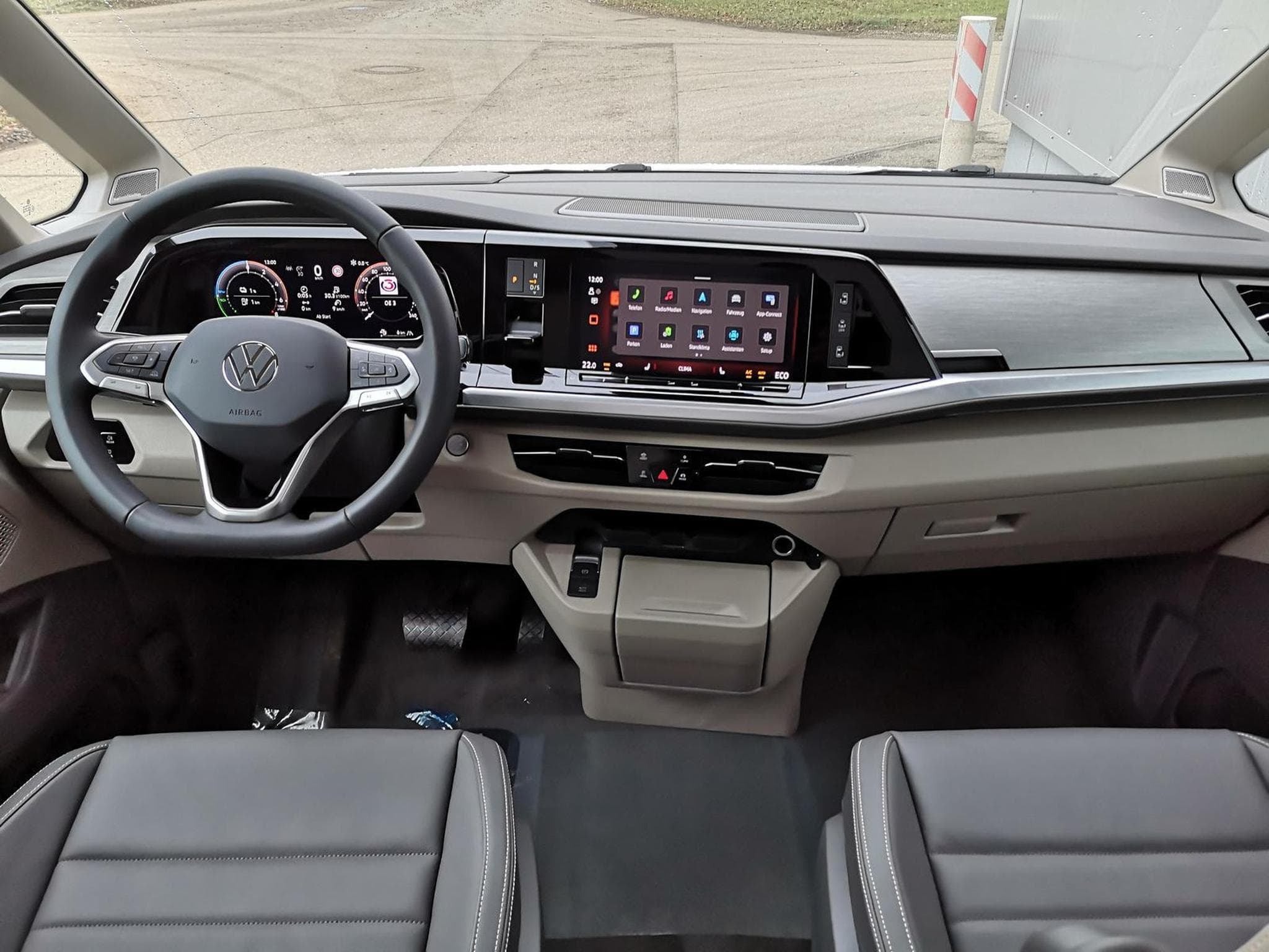 VW T7 Edition (2025) - Photo 6