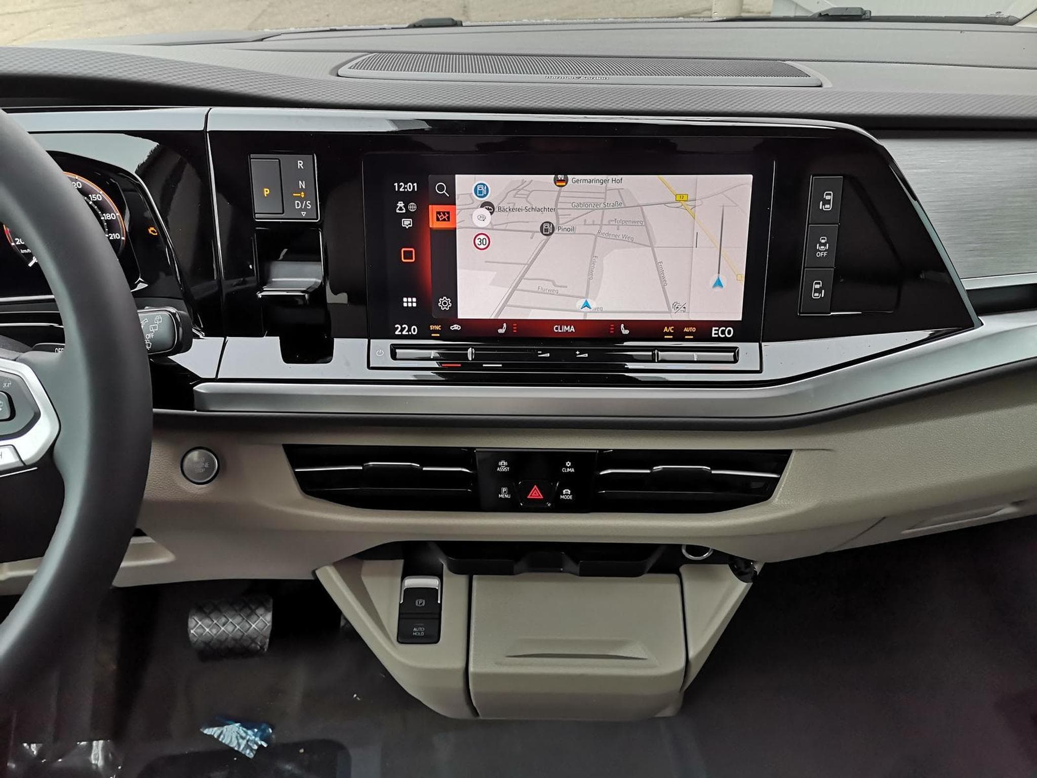 VW T7 Edition (2025) - Photo 7