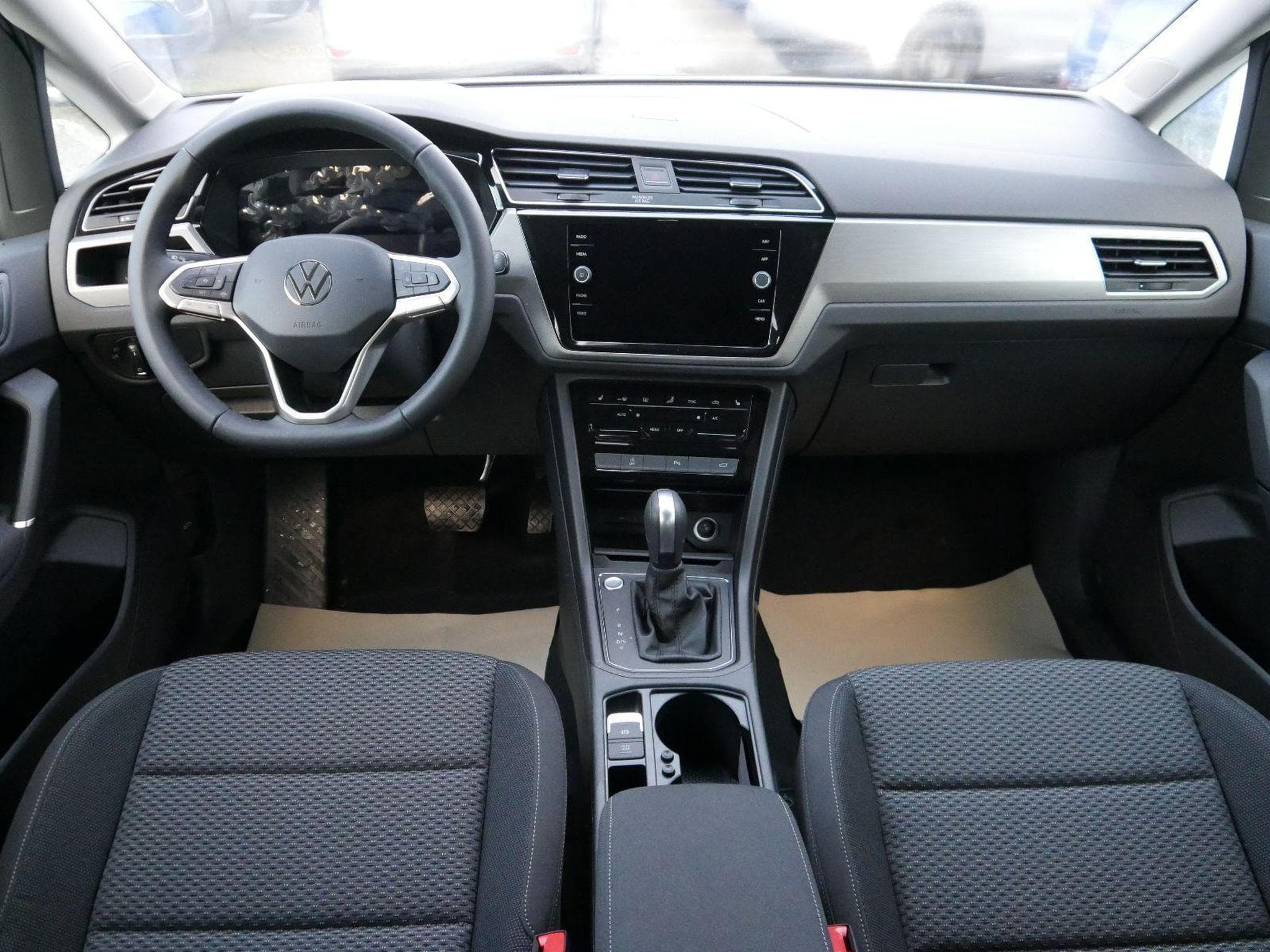 VW Touran Comfortline (2026) - Photo 10
