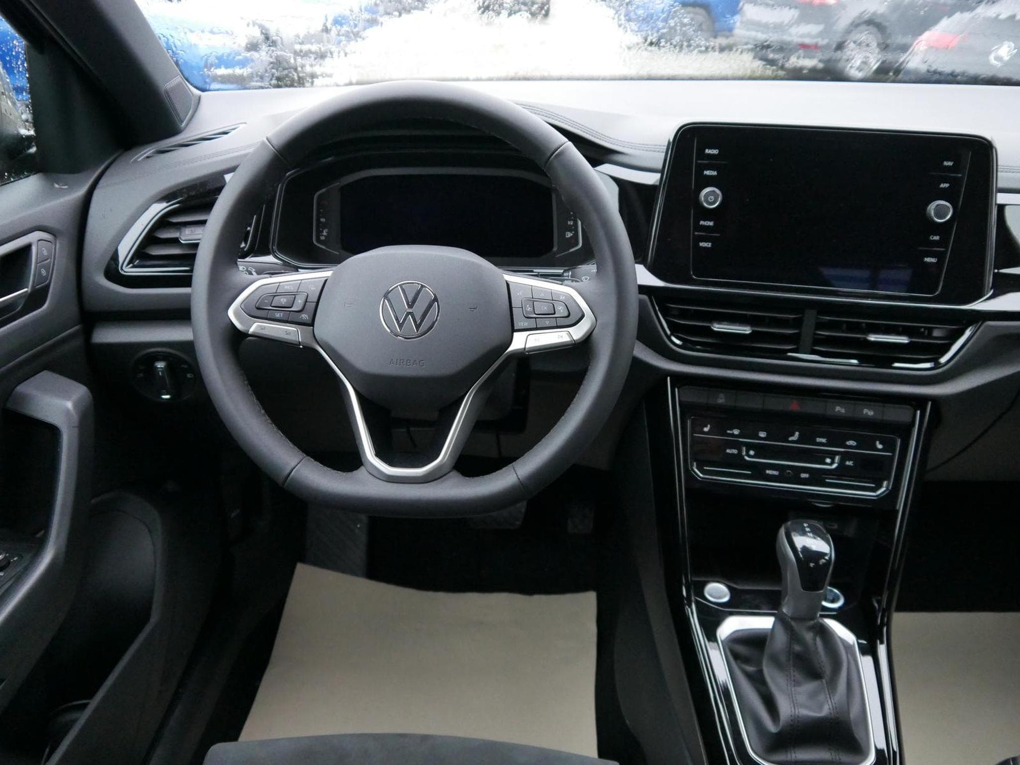 VW T-Roc Style (2025) - Photo 13