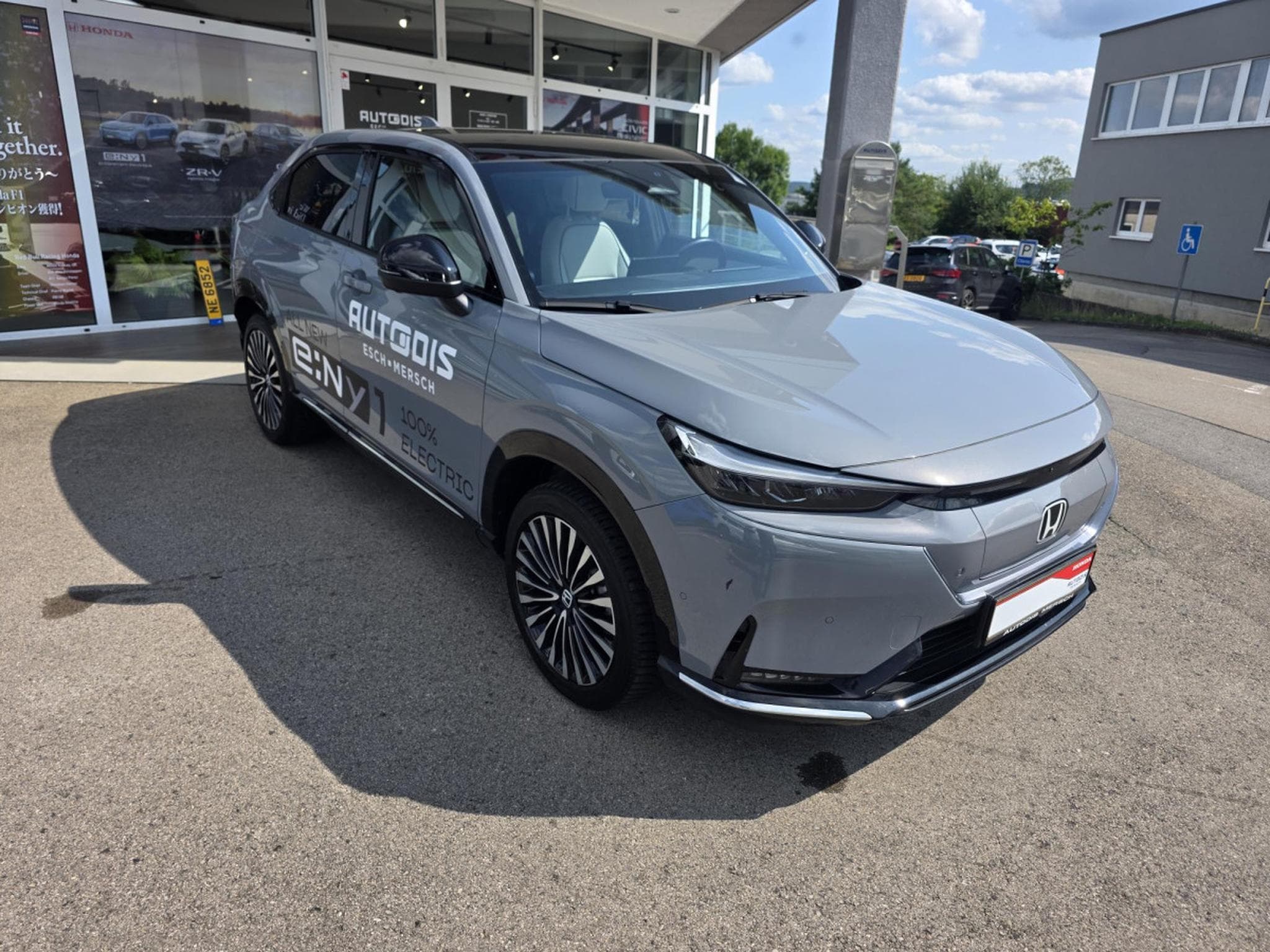 Honda e:Ny1 ADVANCE (2024) - Photo 1