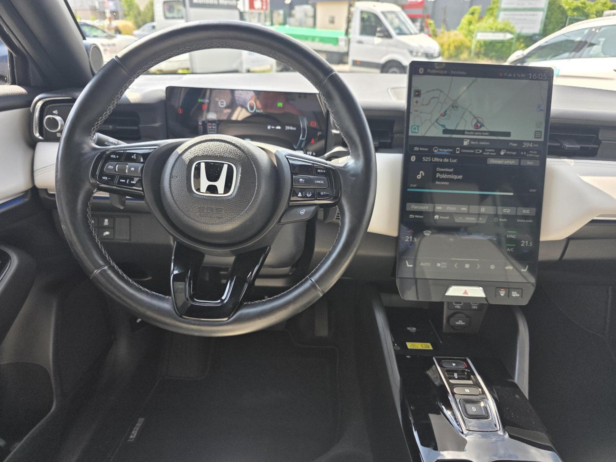 Honda e:Ny1 ADVANCE (2024) - Photo 4